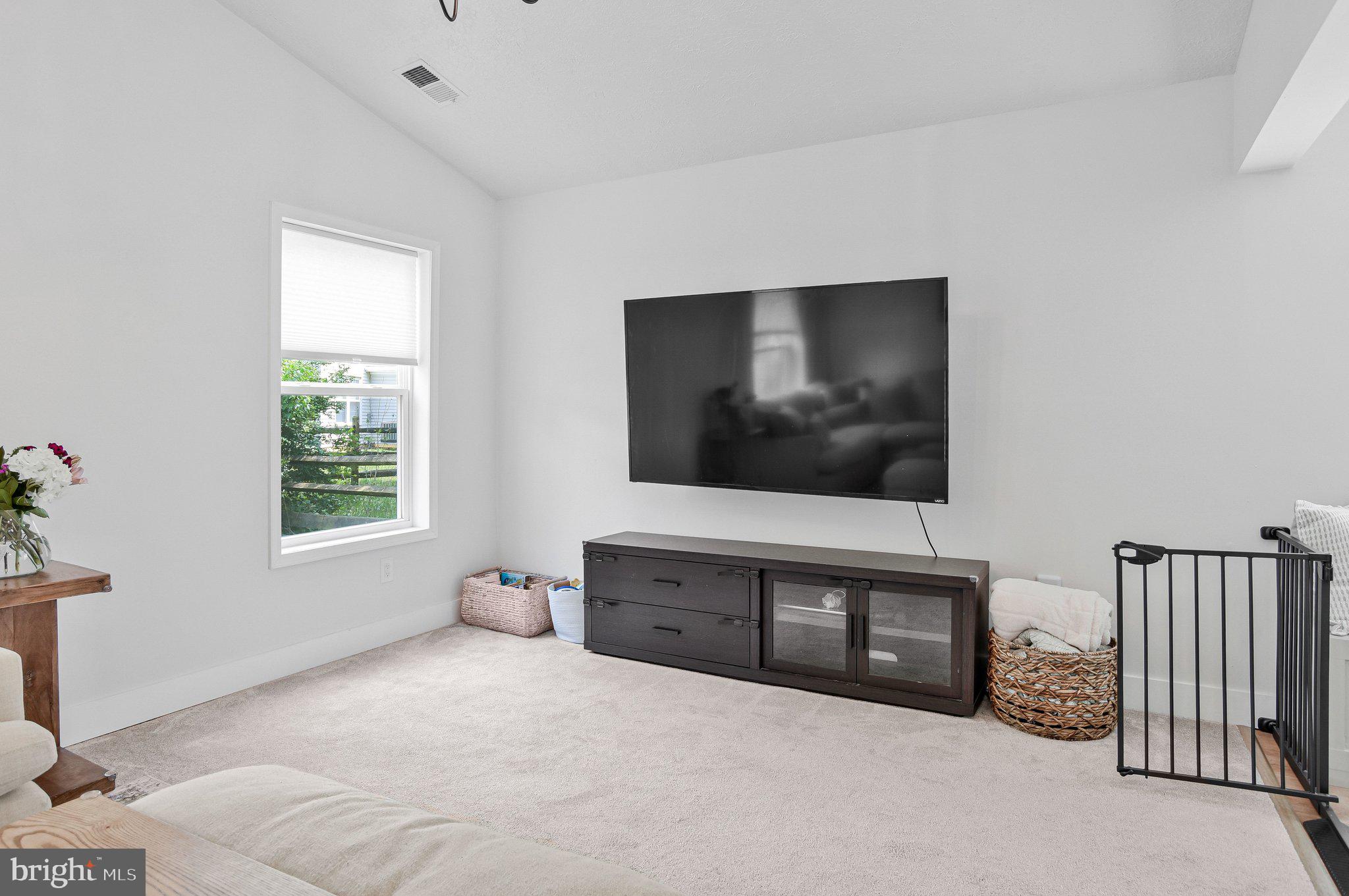 4092 BROADBILL CIRCLE