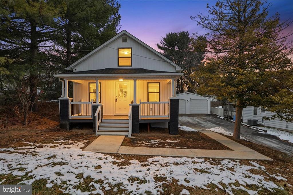 32 SULLIVAN AVENUE