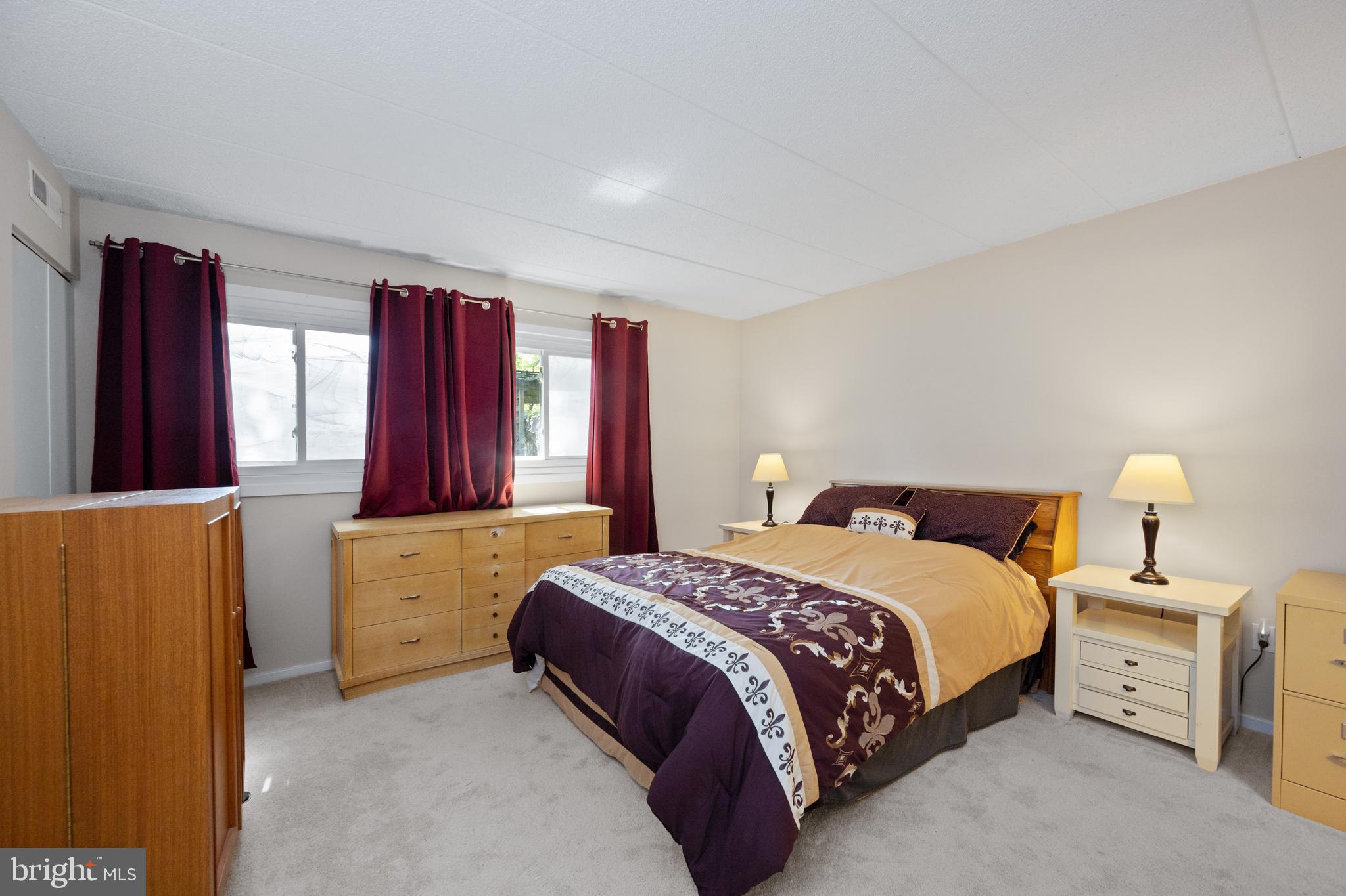 5653 Harpers Farm ROAD Unit: B