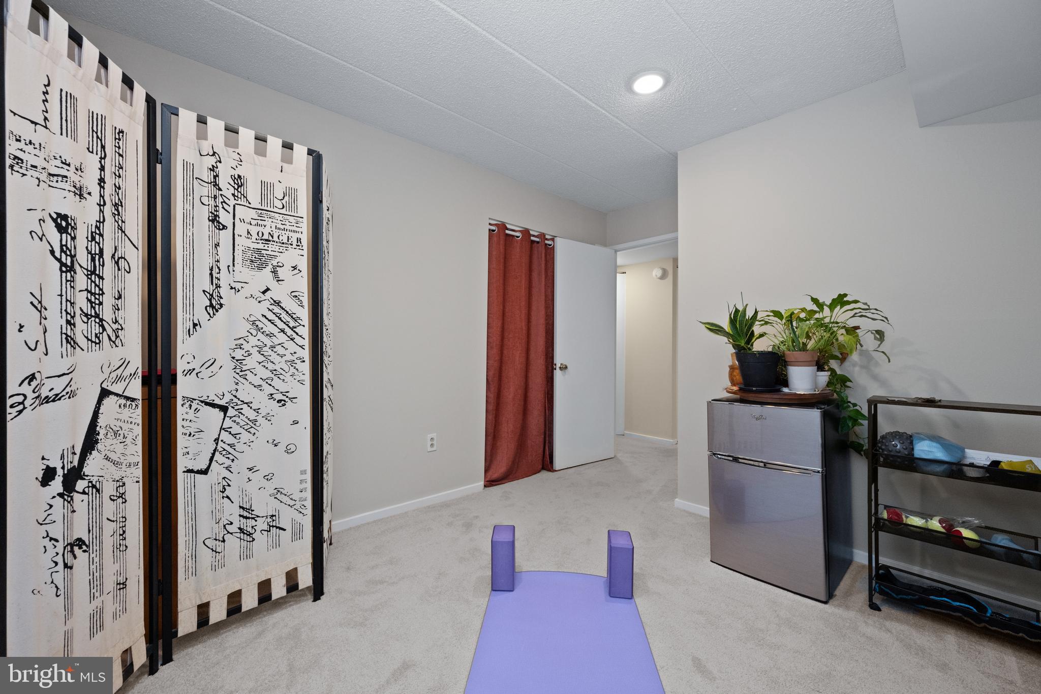 5653 Harpers Farm ROAD Unit: B