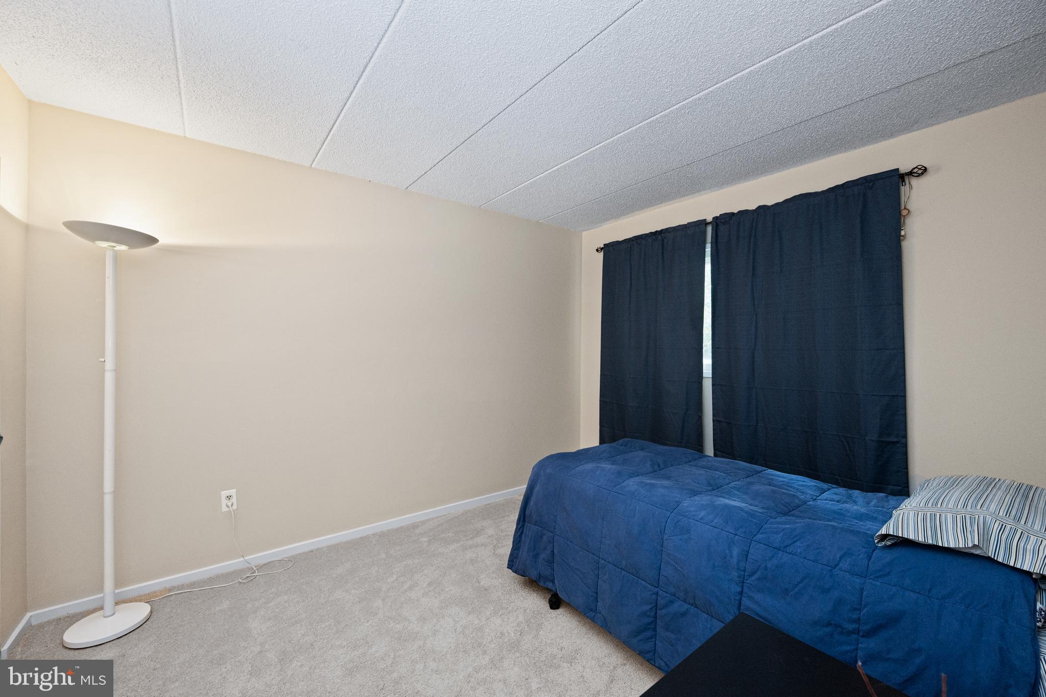 5653 Harpers Farm ROAD Unit: B