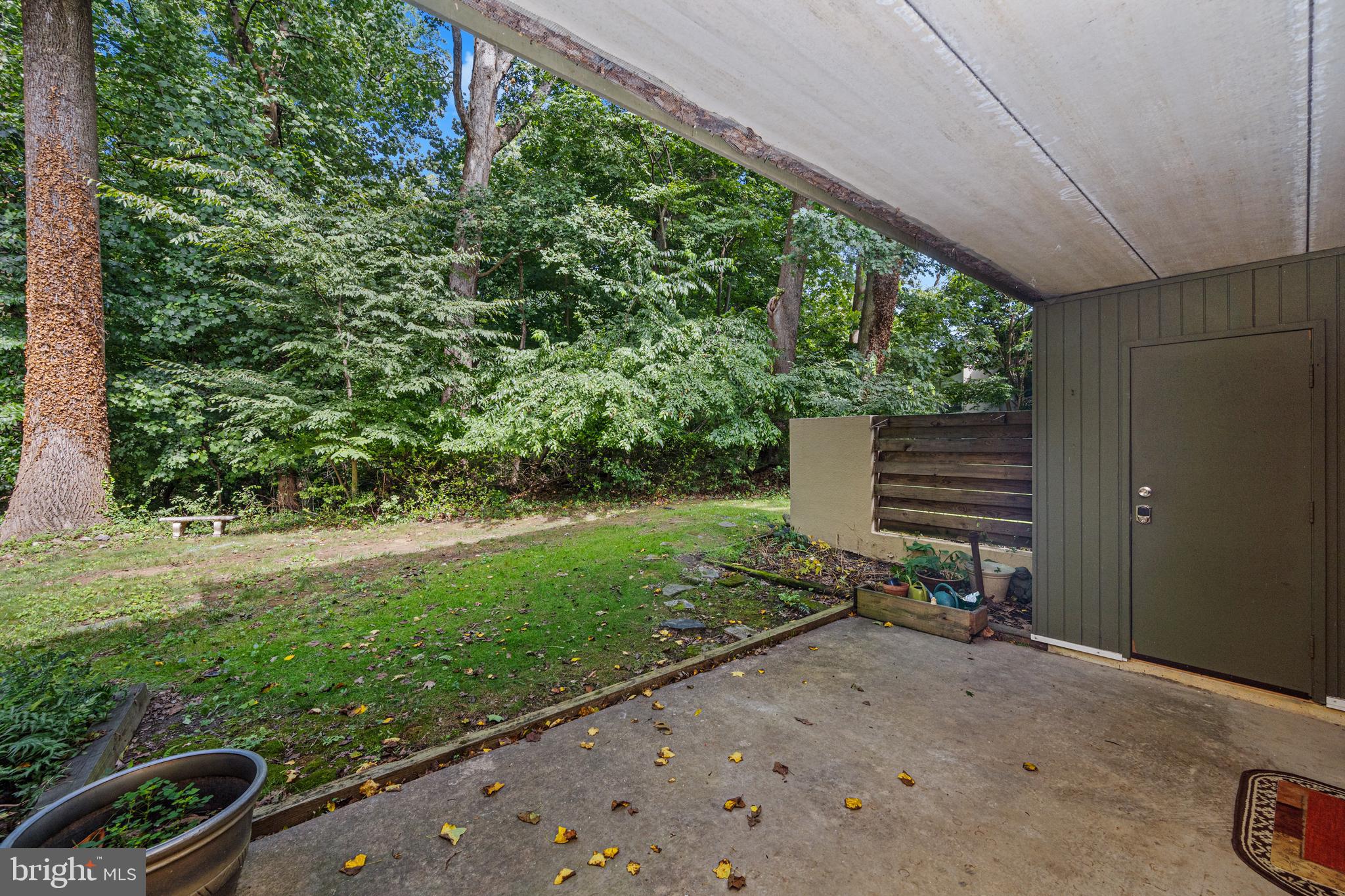 5653 Harpers Farm ROAD Unit: B