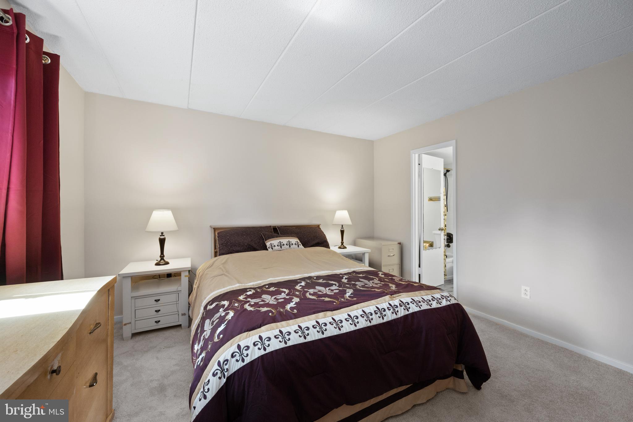 5653 Harpers Farm ROAD Unit: B