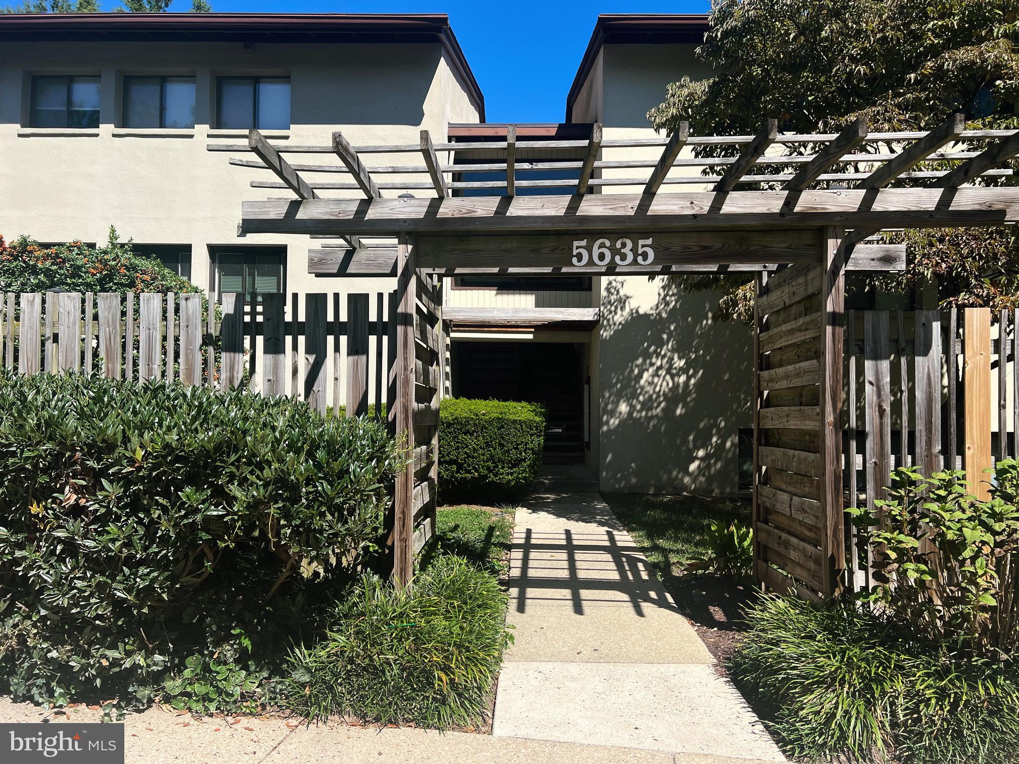 5635 Harpers Farm ROAD Unit: A