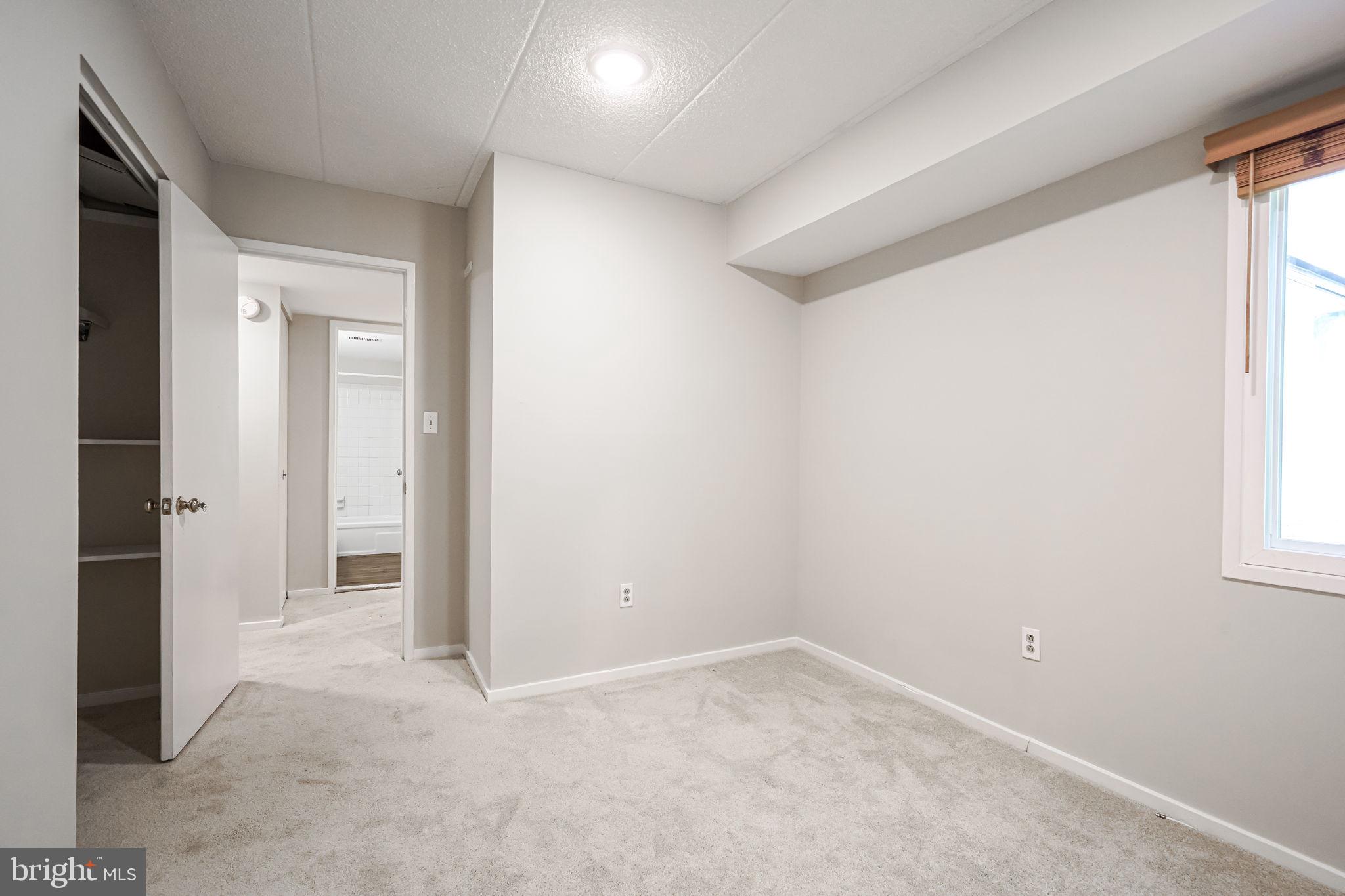 5653 Harpers Farm ROAD Unit: B