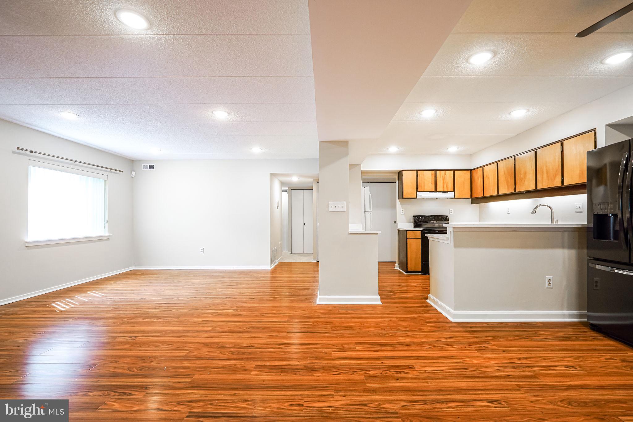 5653 Harpers Farm ROAD Unit: B