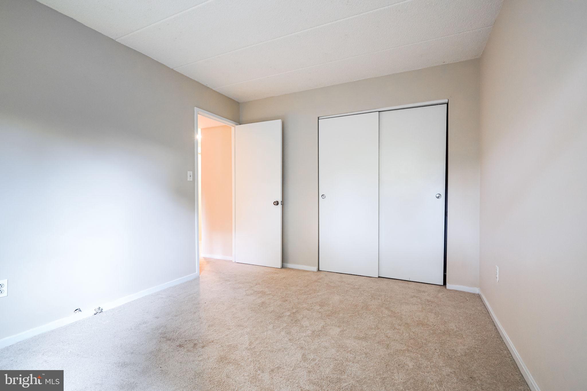 5653 Harpers Farm ROAD Unit: B
