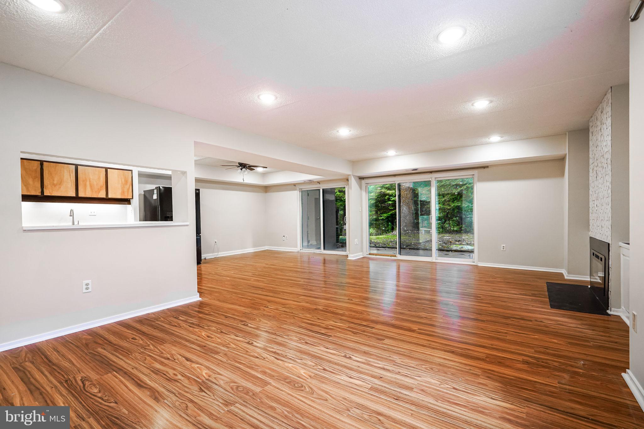5653 Harpers Farm ROAD Unit: B