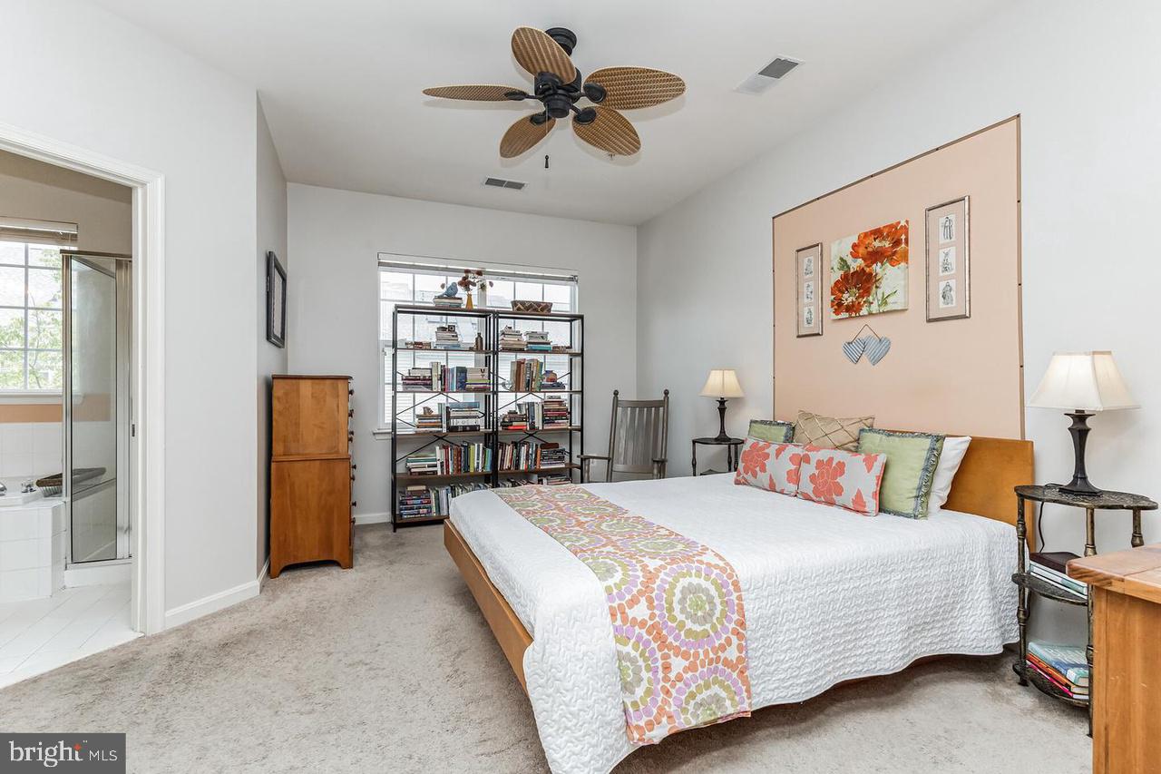13012 TOWN COMMONS DRIVE