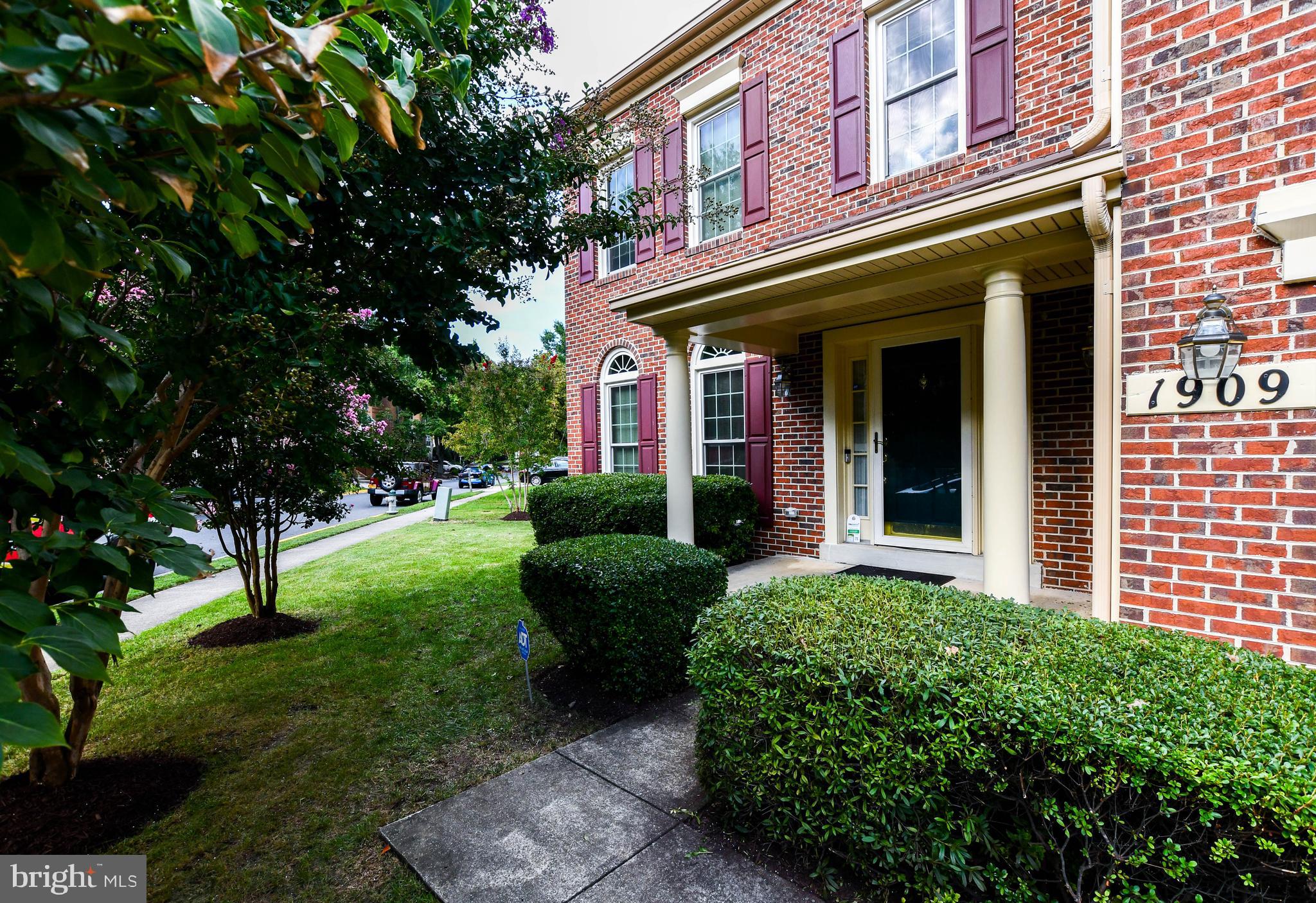 1909 Westchester DRIVE