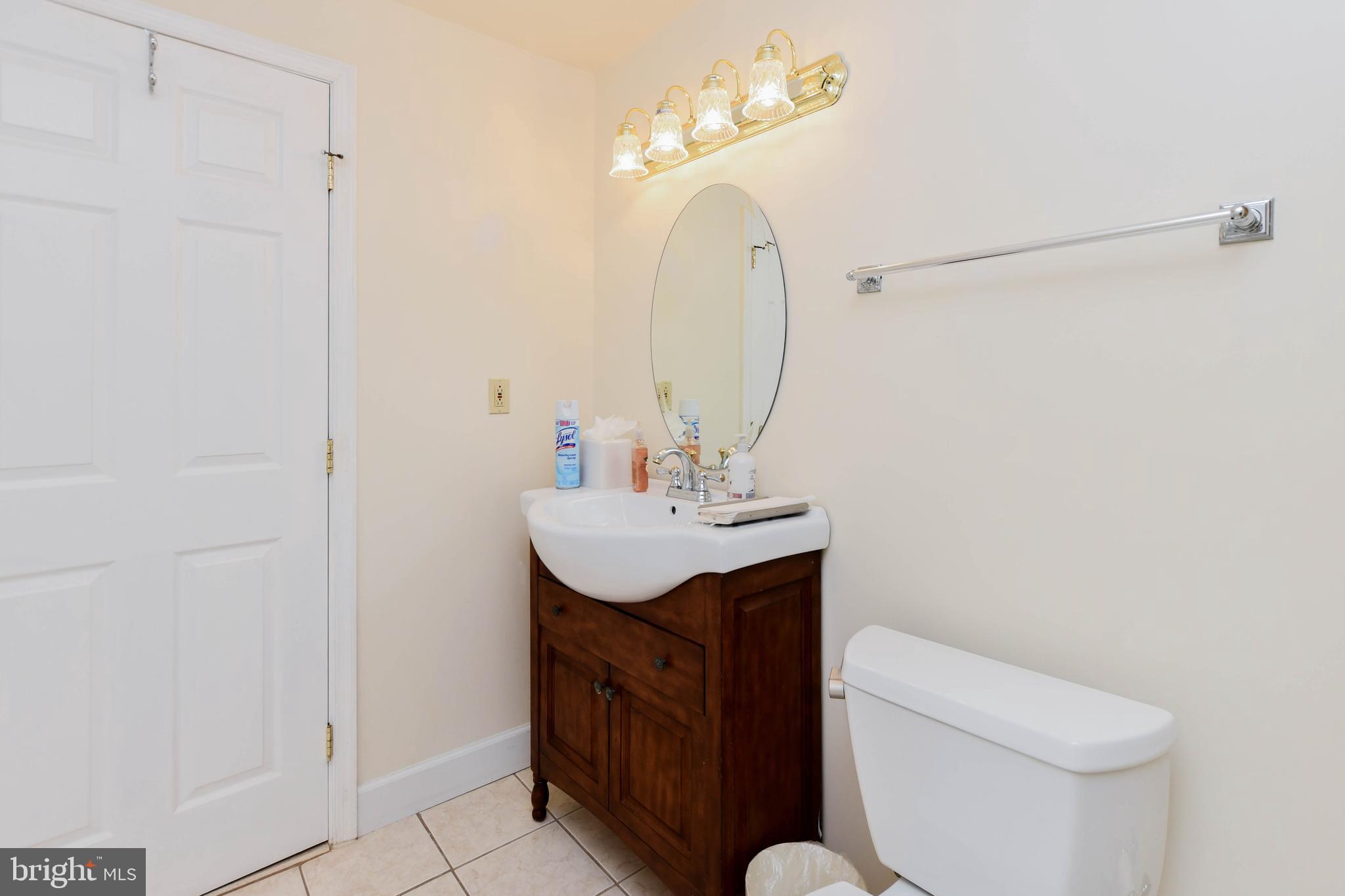 1909 Westchester DRIVE