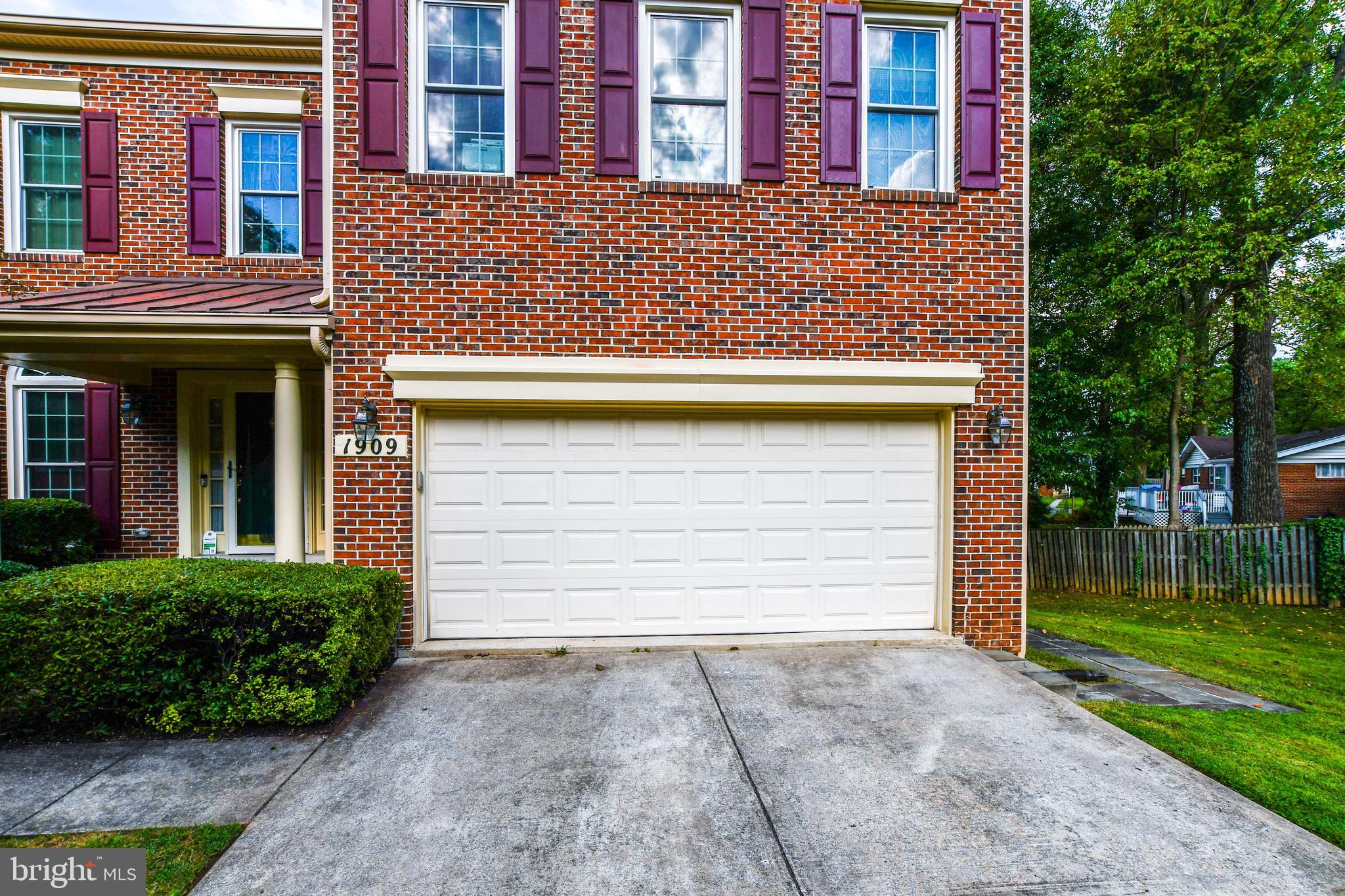 1909 Westchester DRIVE