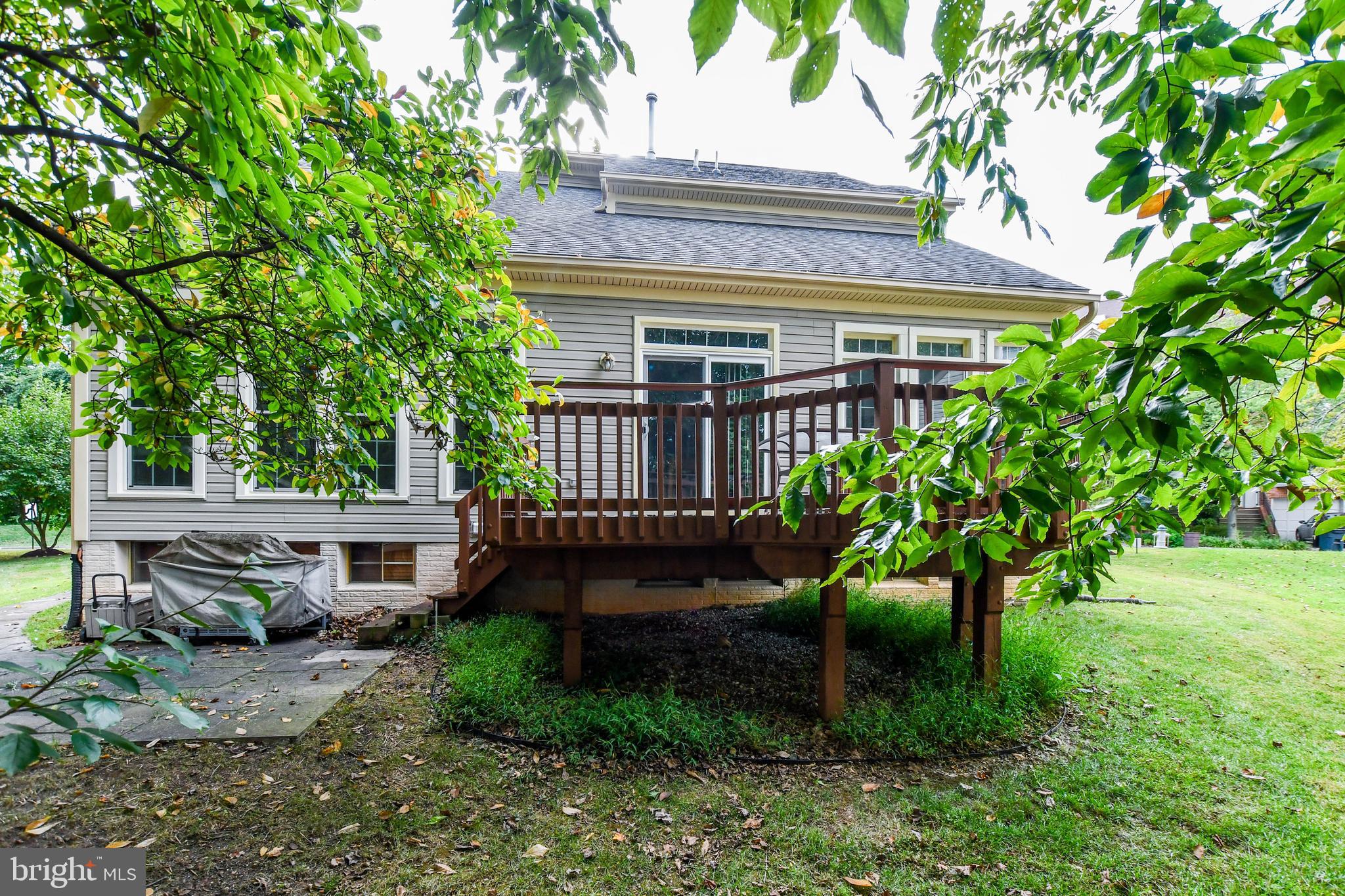 1909 Westchester DRIVE