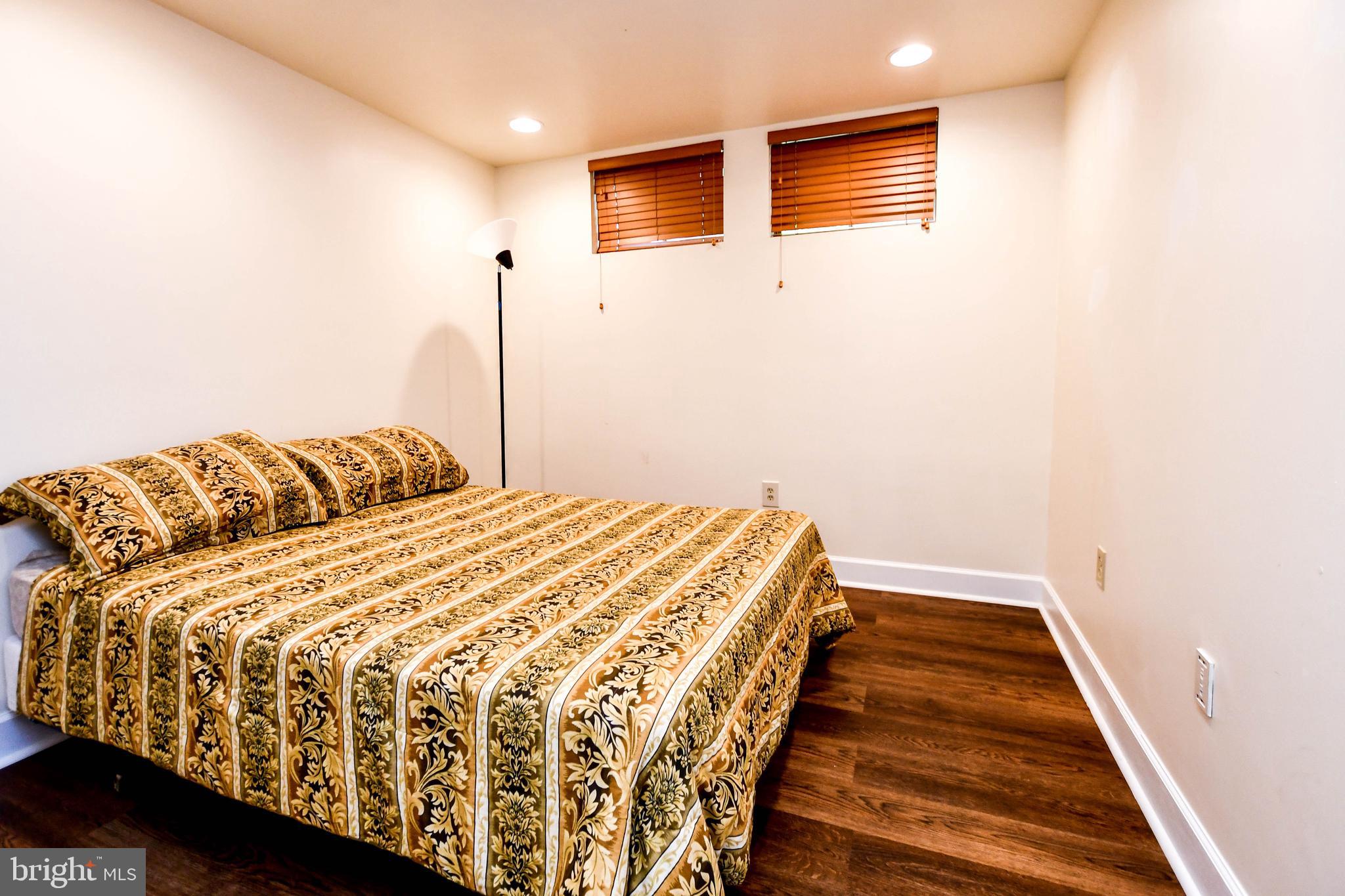 1909 Westchester DRIVE