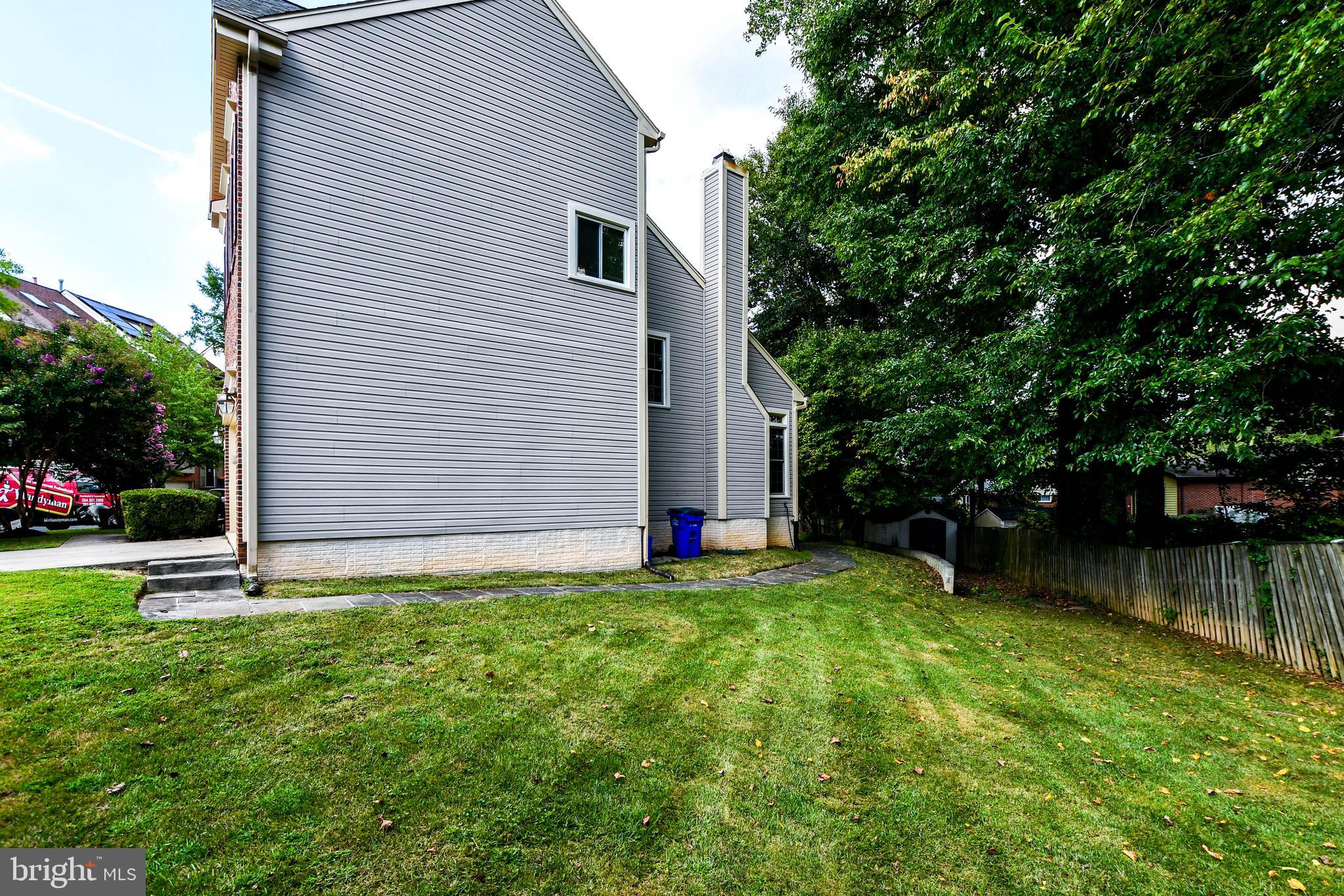 1909 Westchester DRIVE