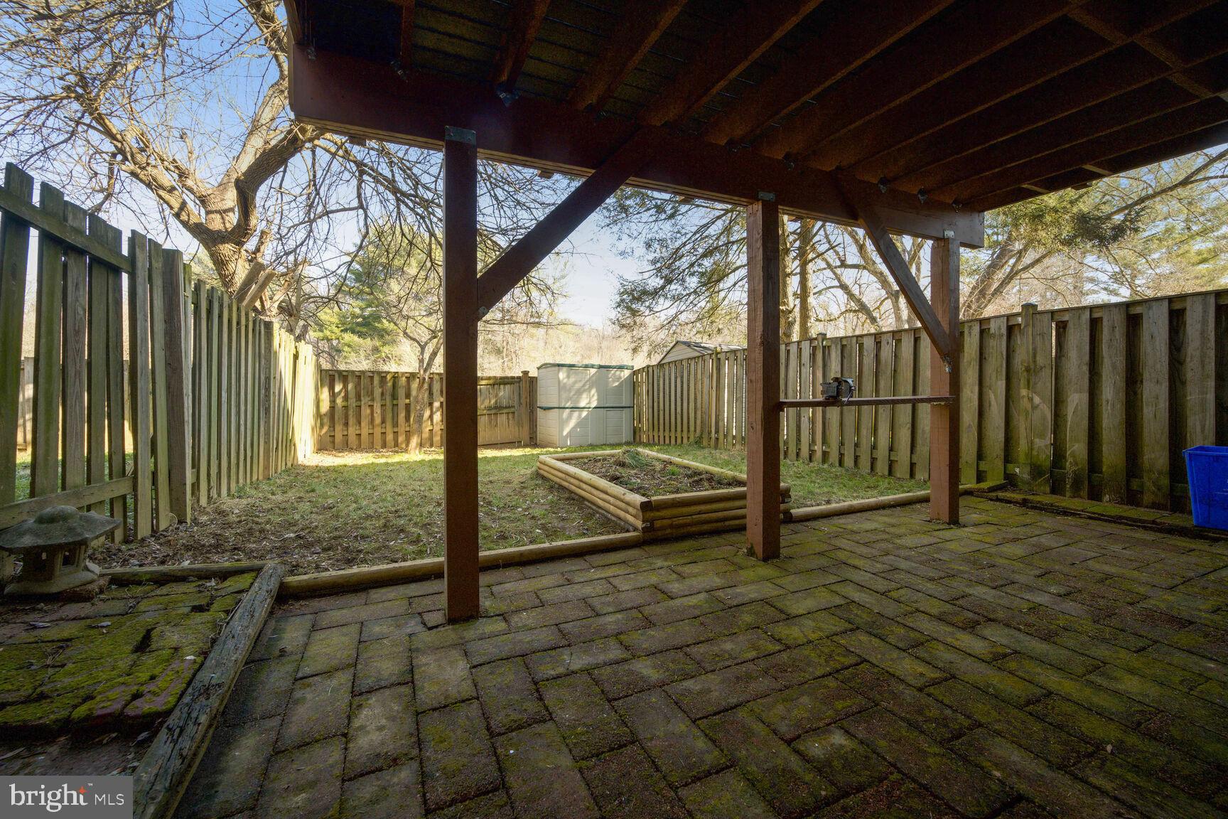 12923 Kitchen House Way