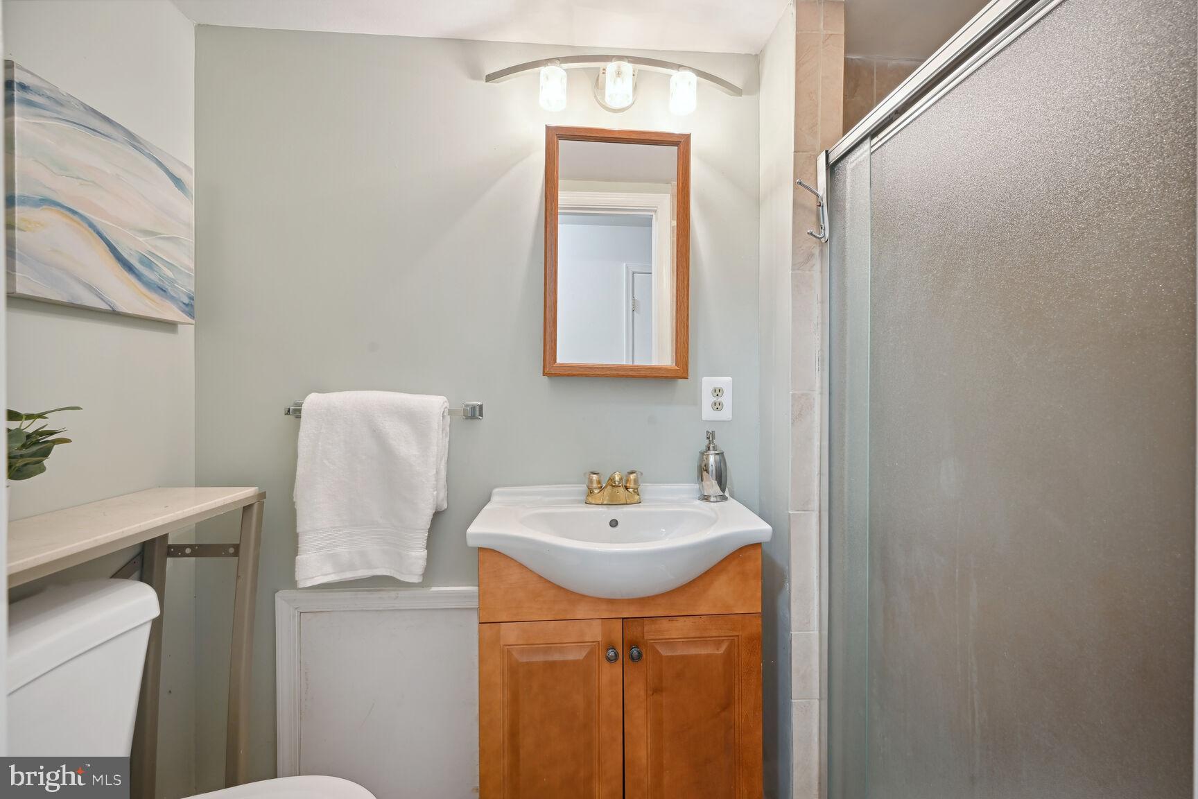 12923 Kitchen House Way