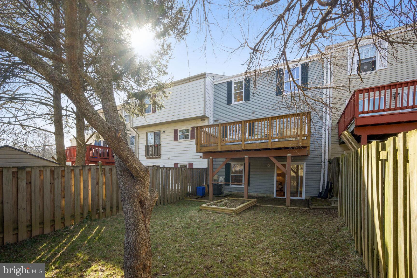 12923 Kitchen House Way