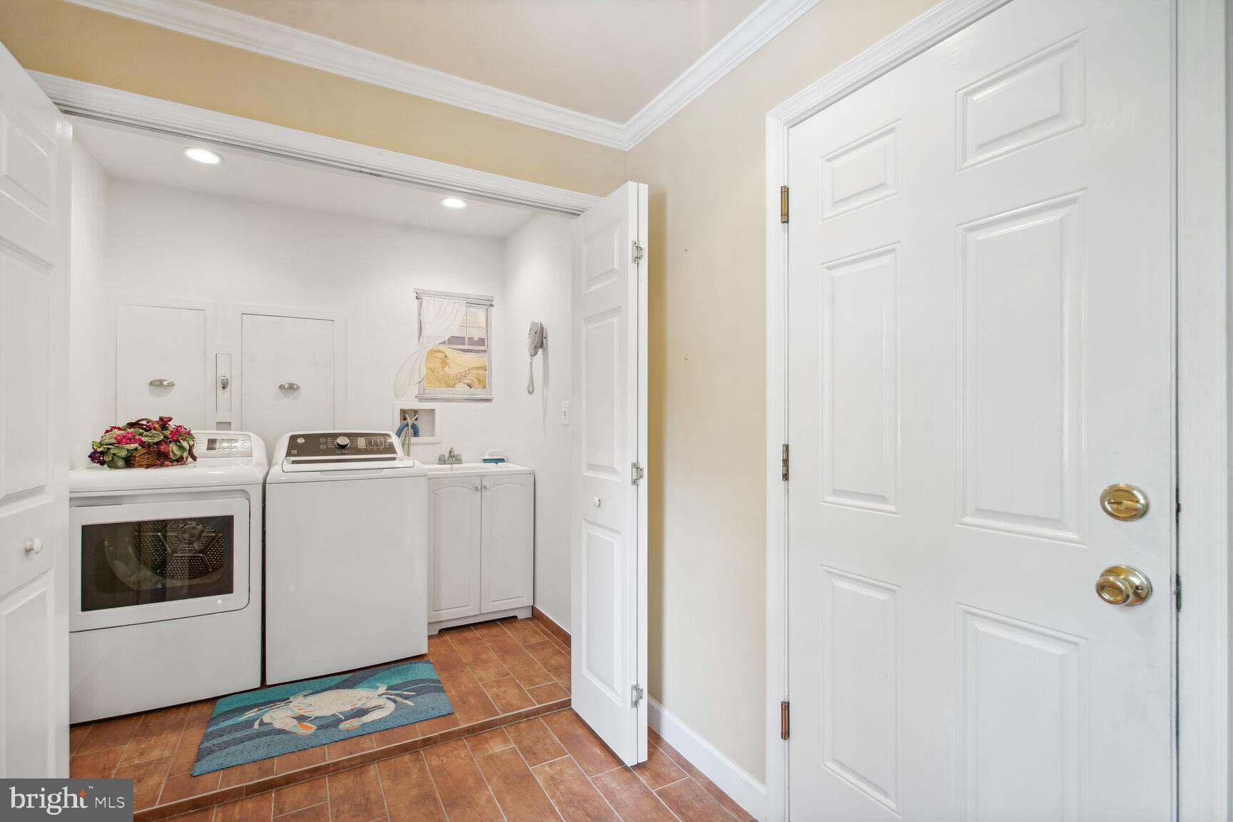 8804 Fox Hills Trl