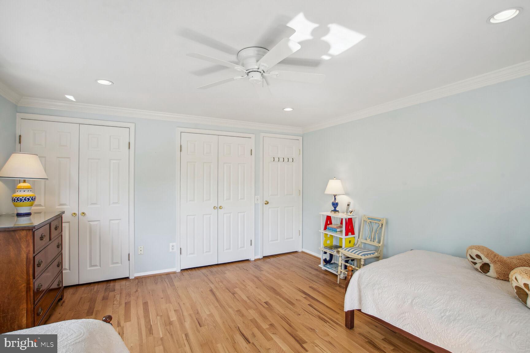 8804 Fox Hills Trl