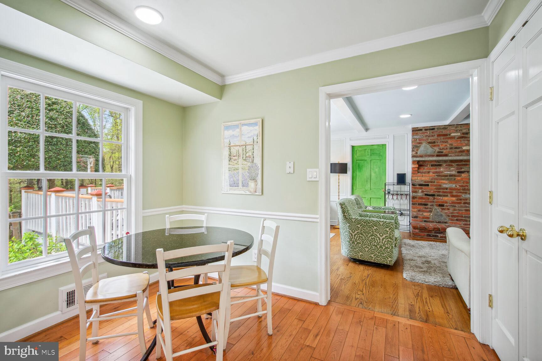 8804 Fox Hills Trl