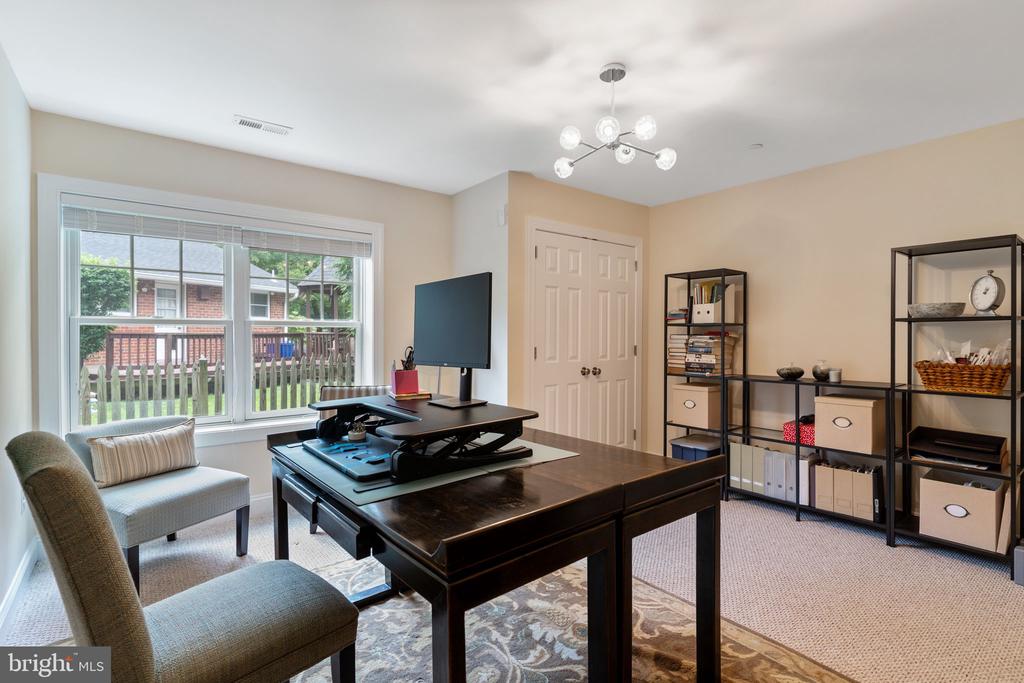 3102 Decatur Ave