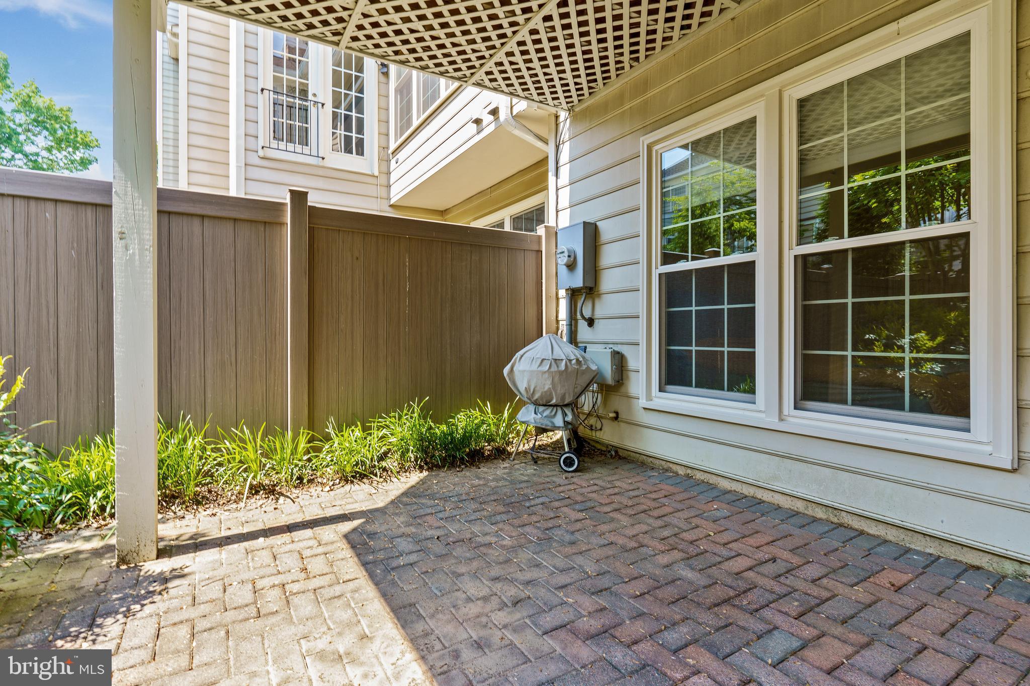 10200 ADDISON CT