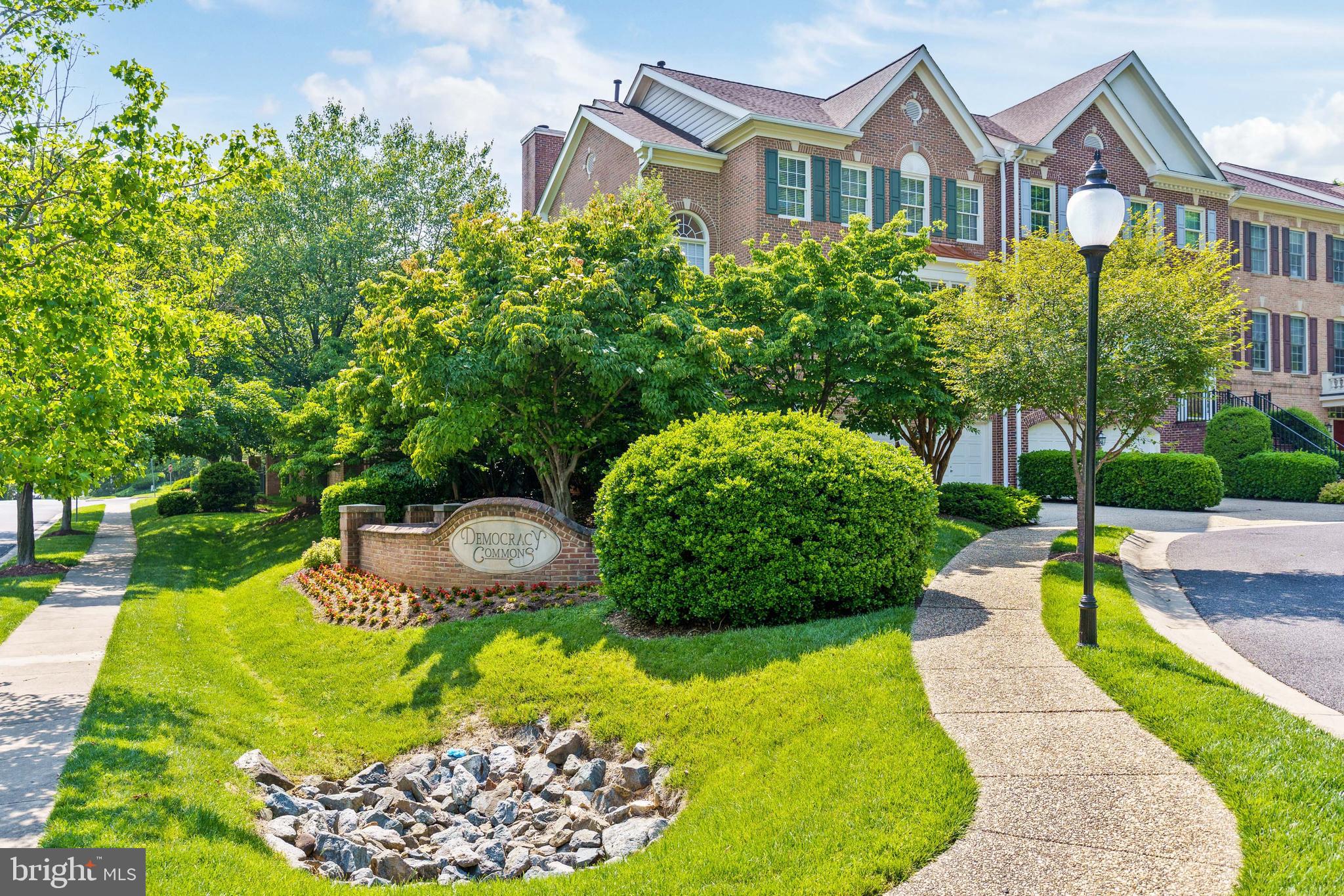 10200 ADDISON CT