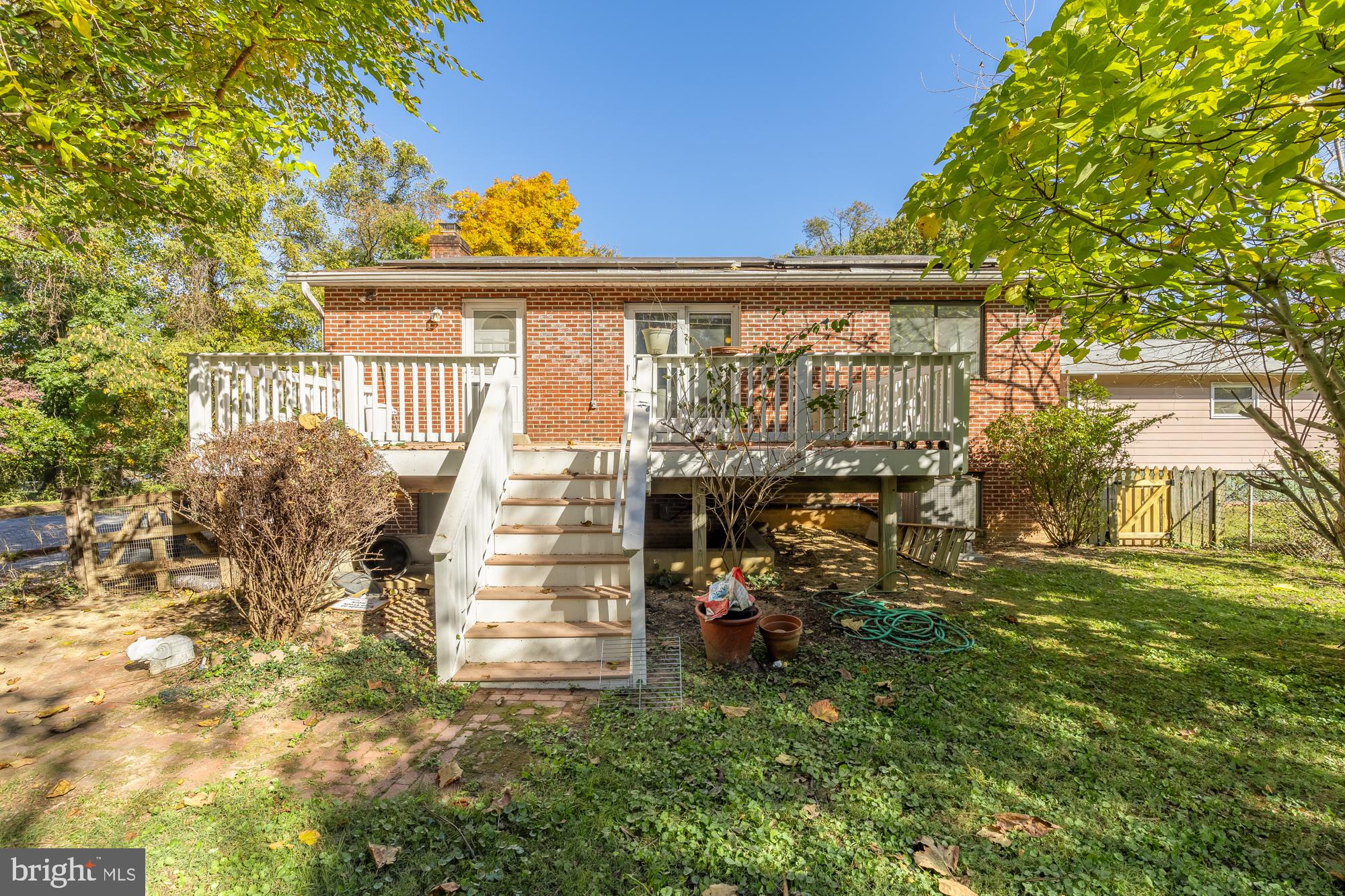 110 Ritchie Ave
