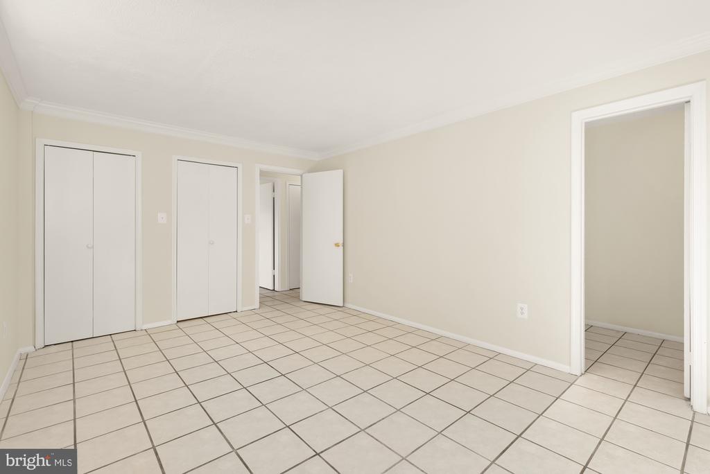 110 Ritchie Ave