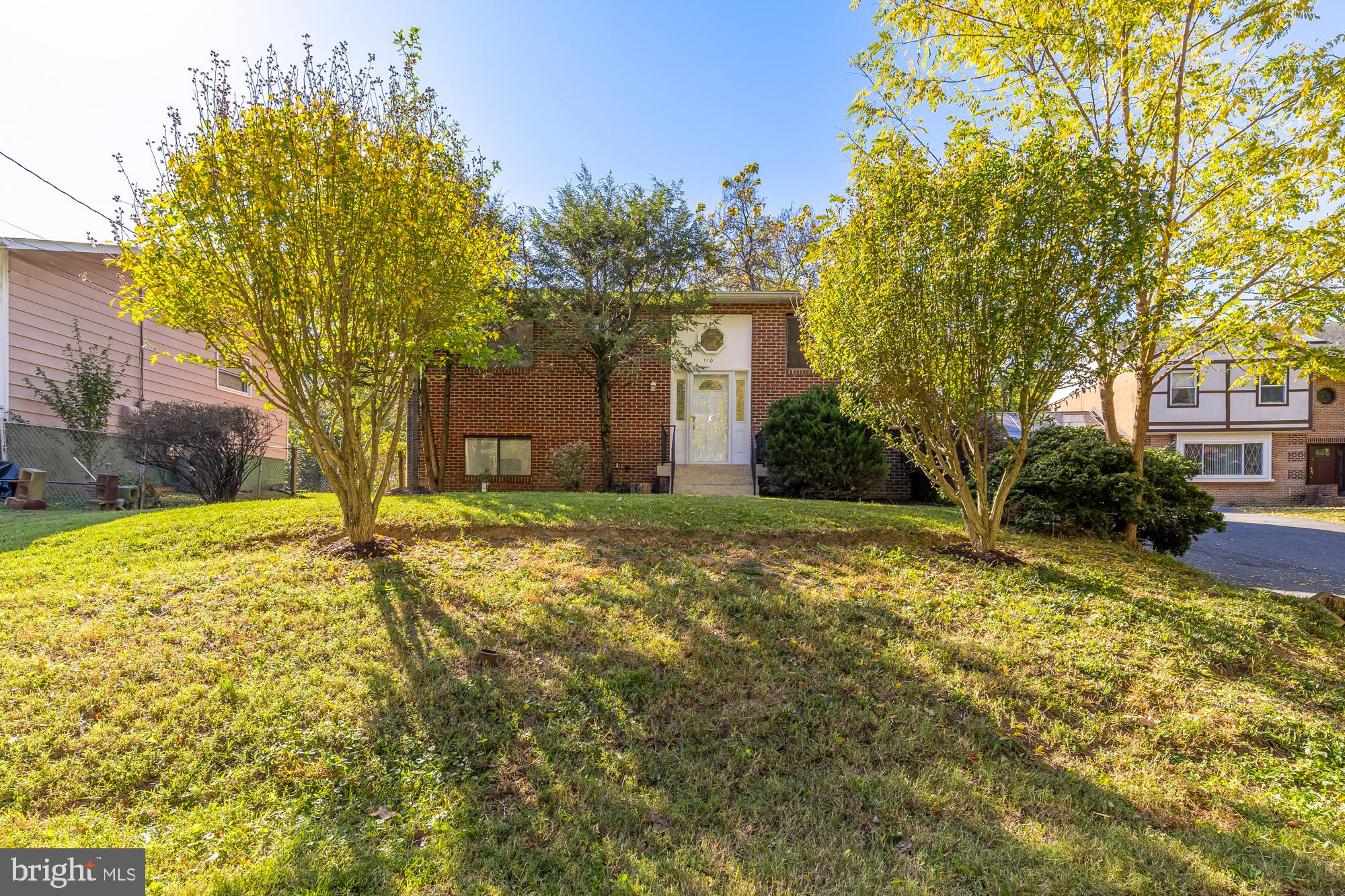 110 Ritchie Ave