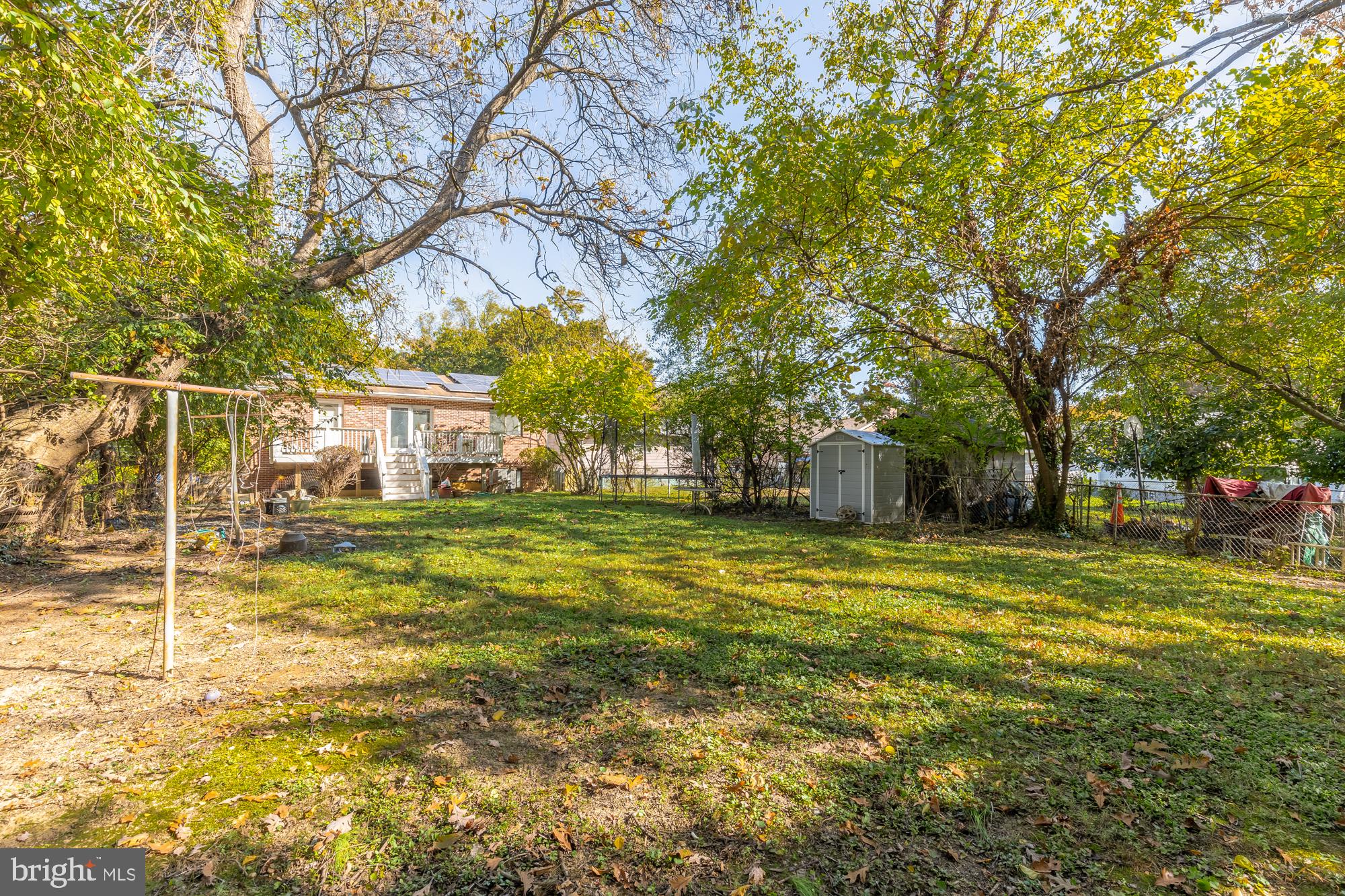 110 Ritchie Ave