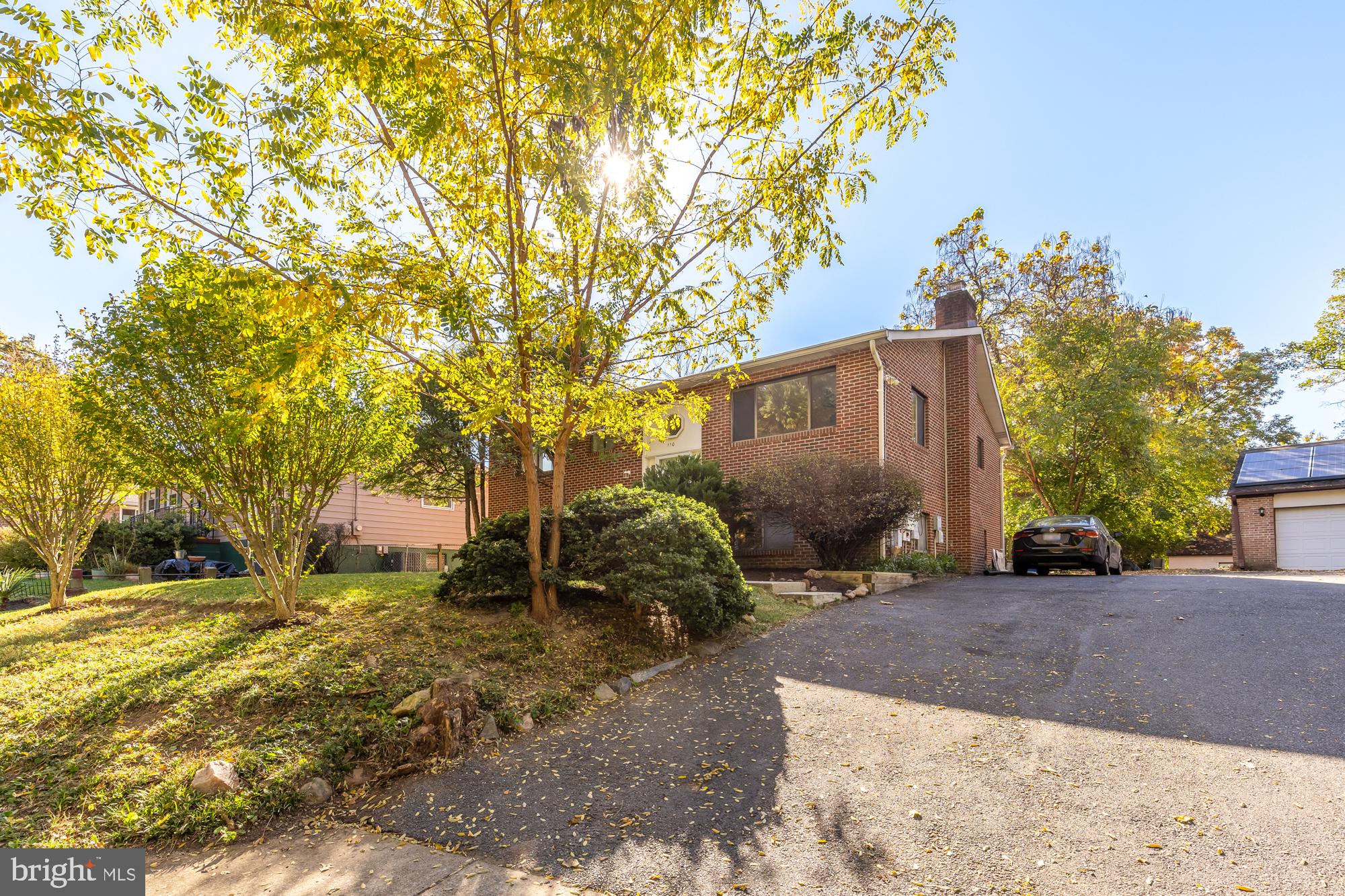 110 Ritchie Ave