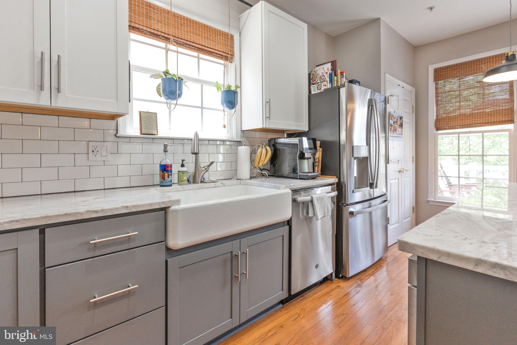 1002 RESERVE CHAMPION DR