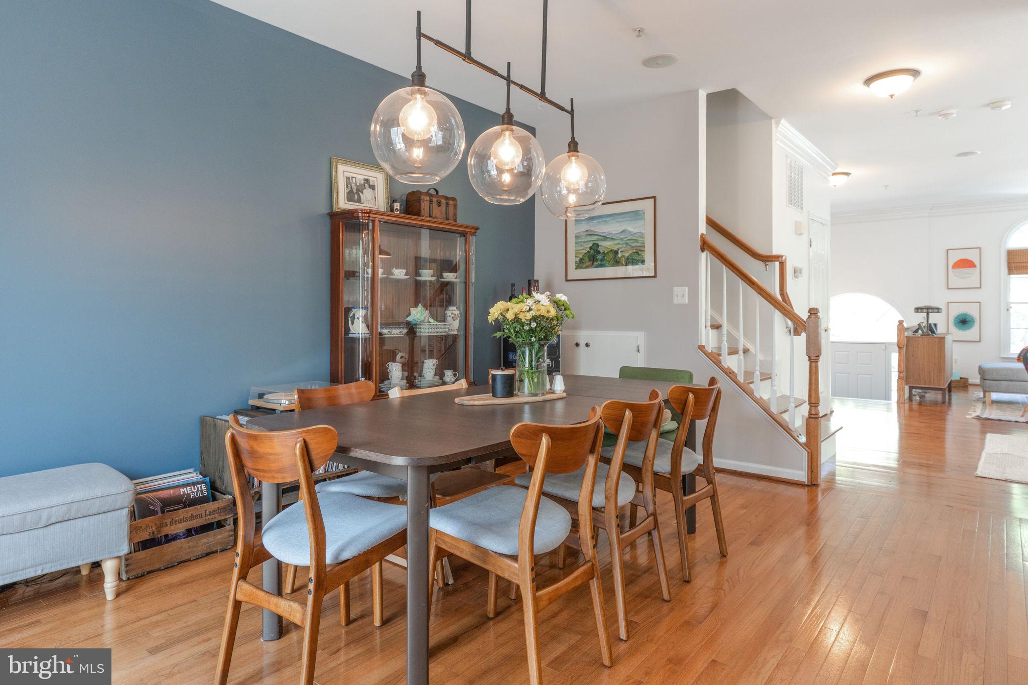 1002 RESERVE CHAMPION DR