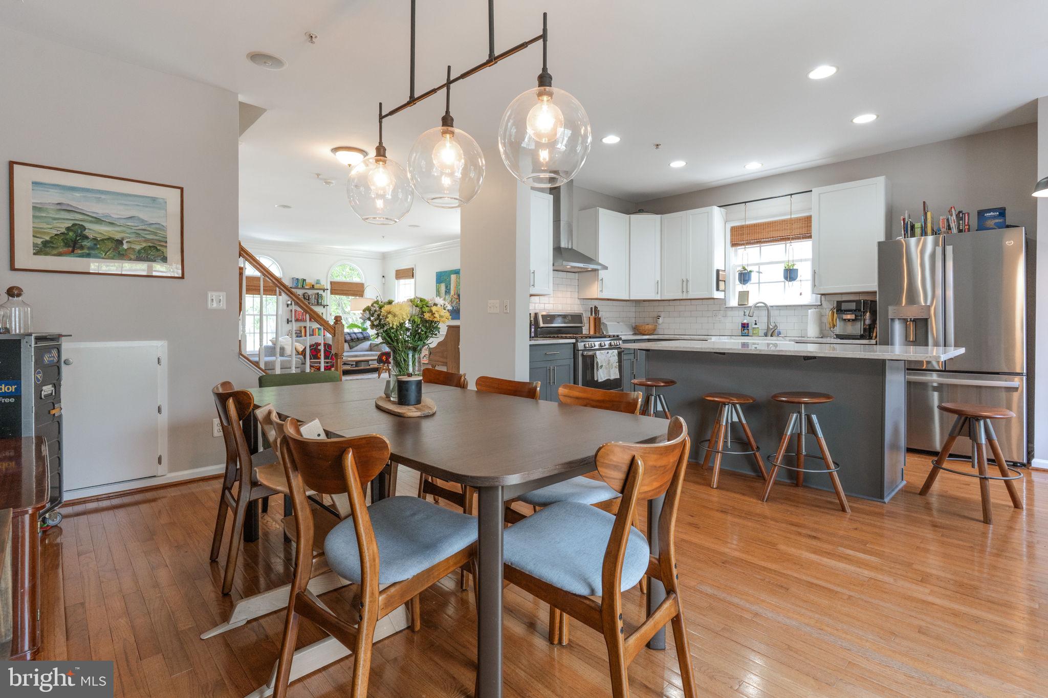 1002 RESERVE CHAMPION DR