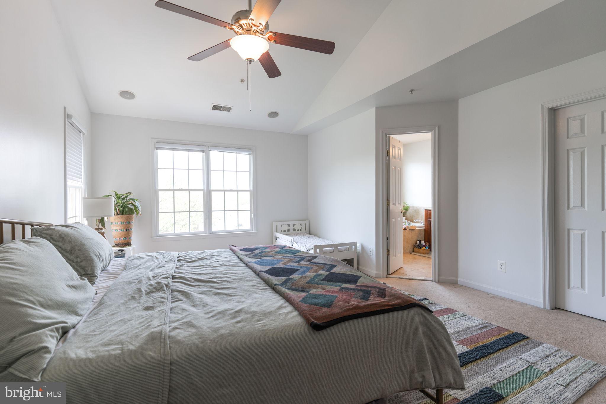 1002 RESERVE CHAMPION DR