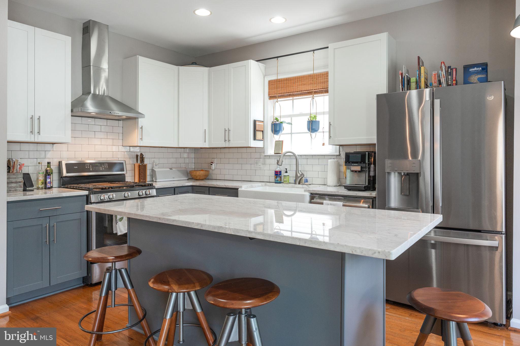 1002 RESERVE CHAMPION DR