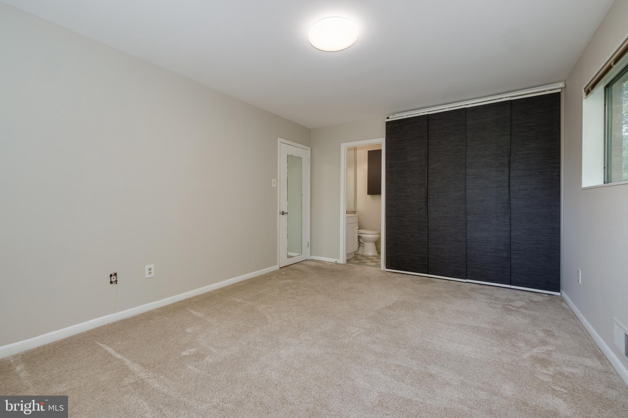 10506 WEYMOUTH STREET 203