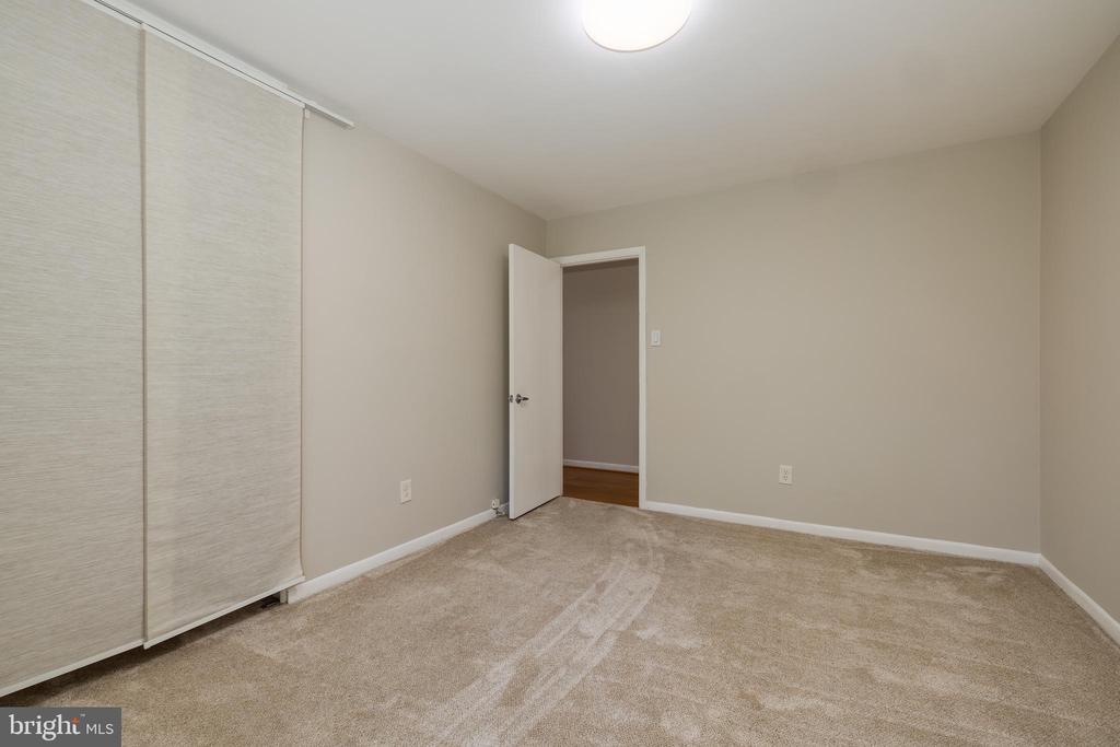 10506 WEYMOUTH STREET 203