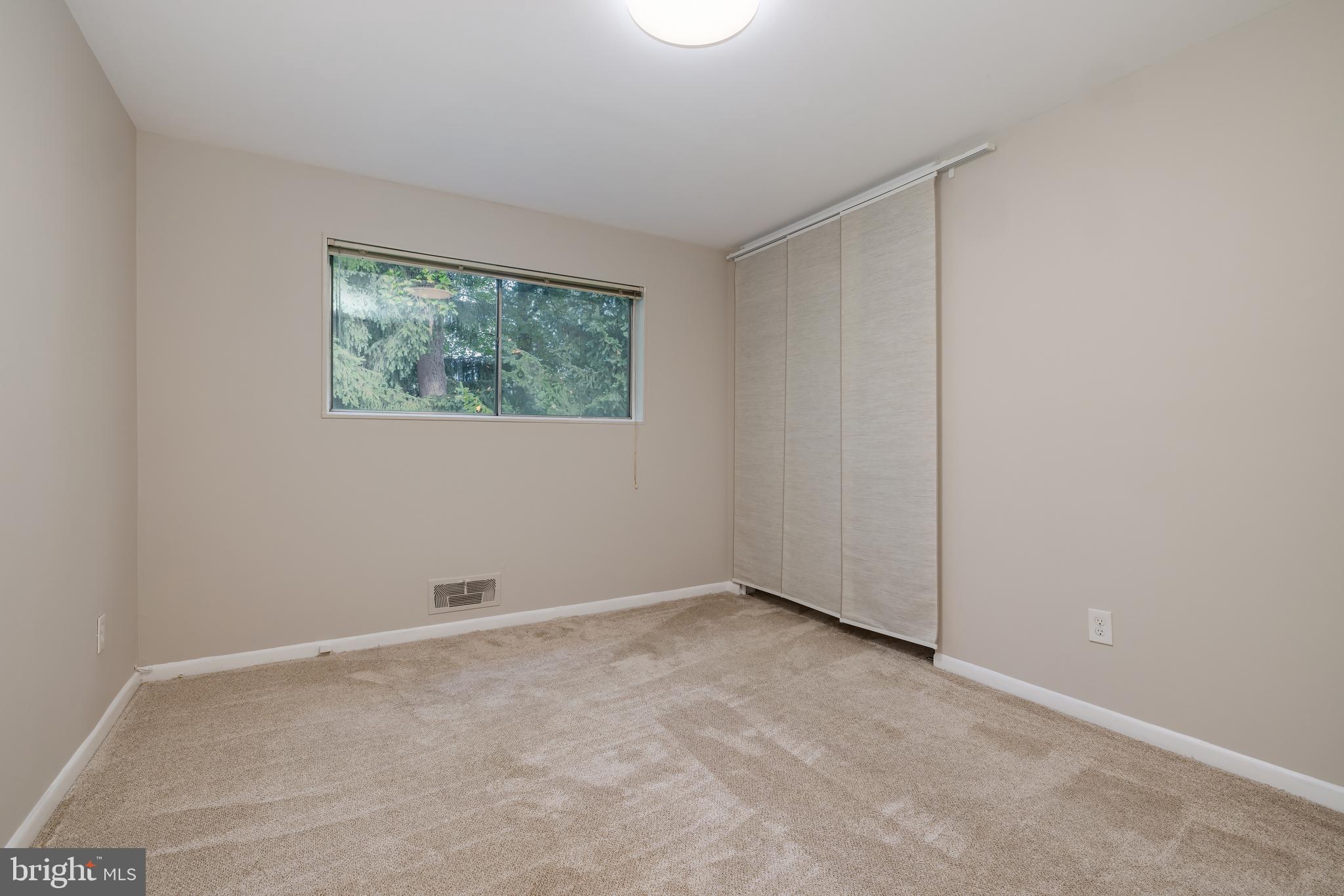 10506 WEYMOUTH STREET 203