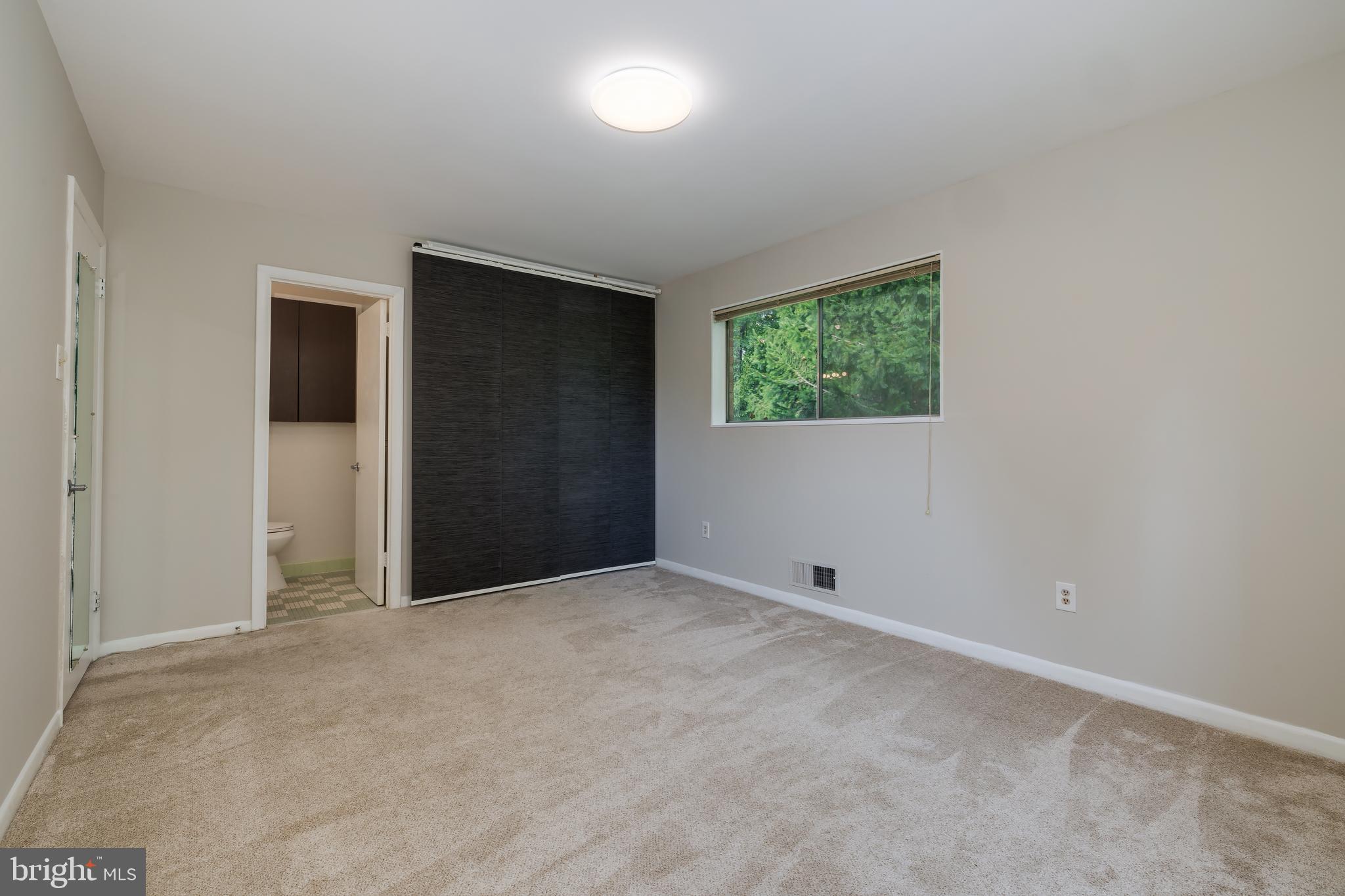 10506 WEYMOUTH STREET 203