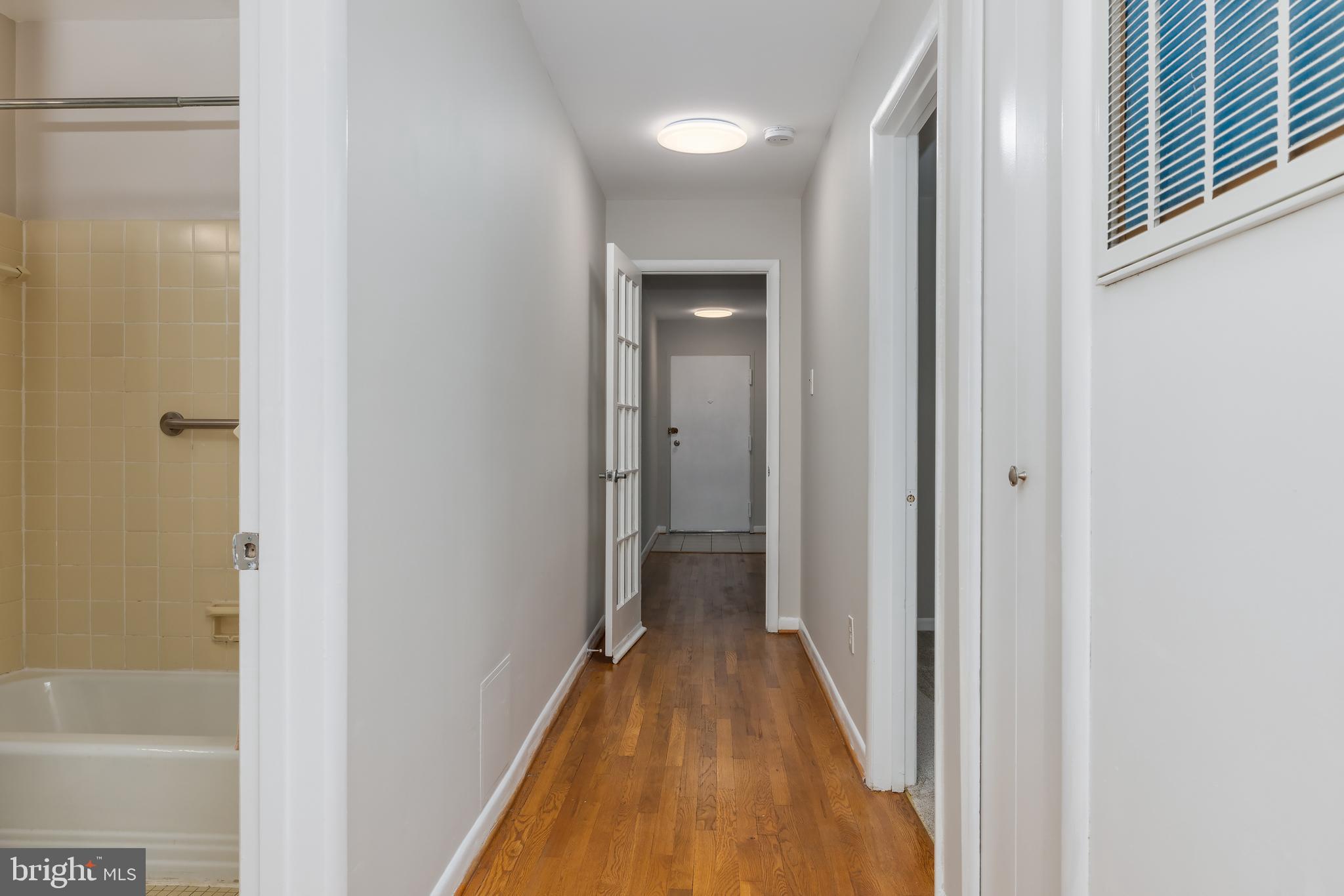 10506 WEYMOUTH STREET 203