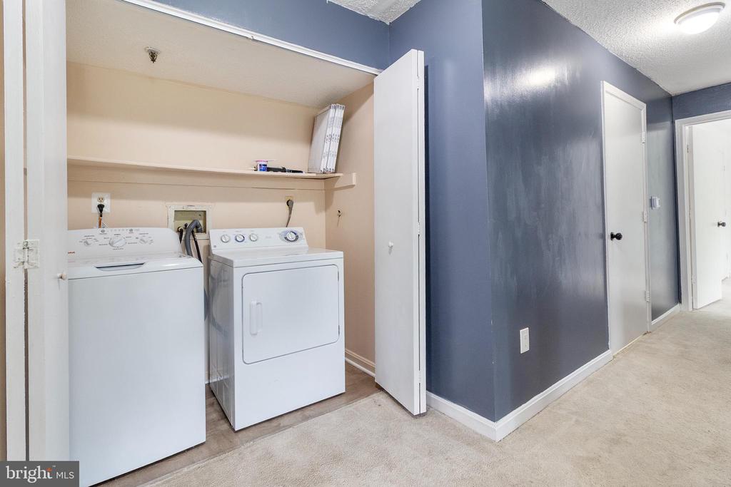 14101 FALL ACRE COURT Unit: 3-22