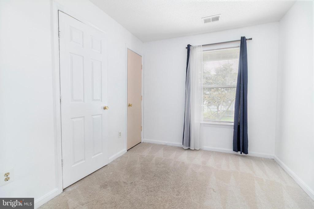 14101 FALL ACRE COURT Unit: 3-22
