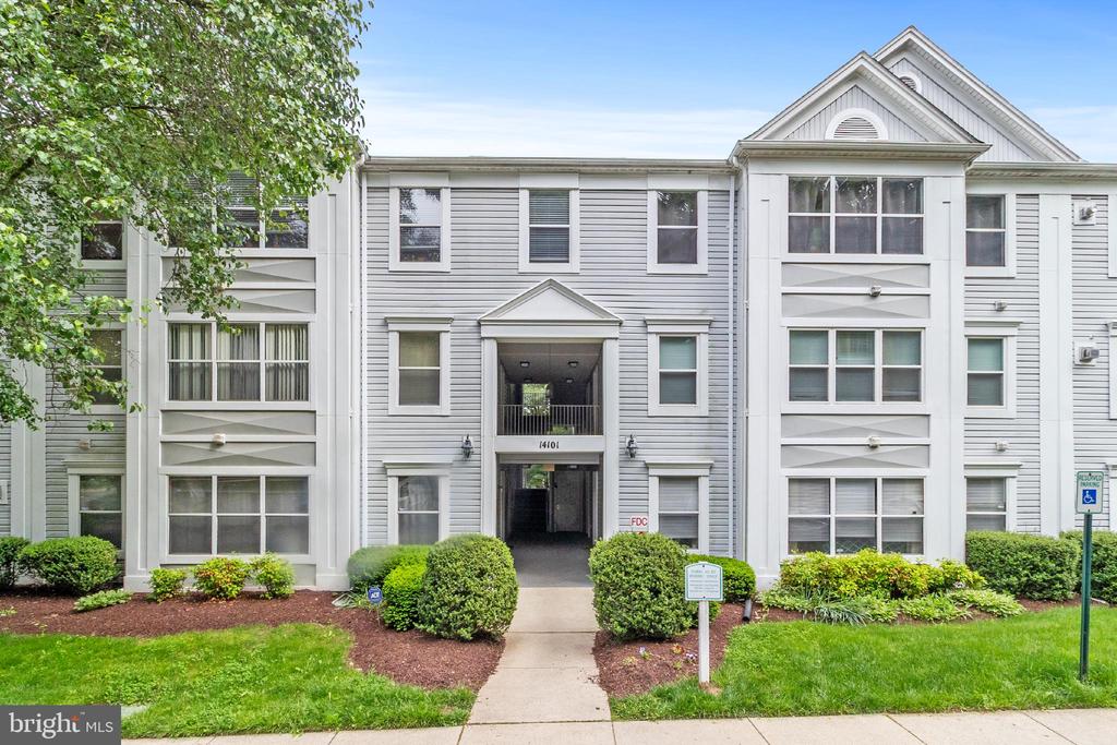 14101 FALL ACRE COURT Unit: 3-22