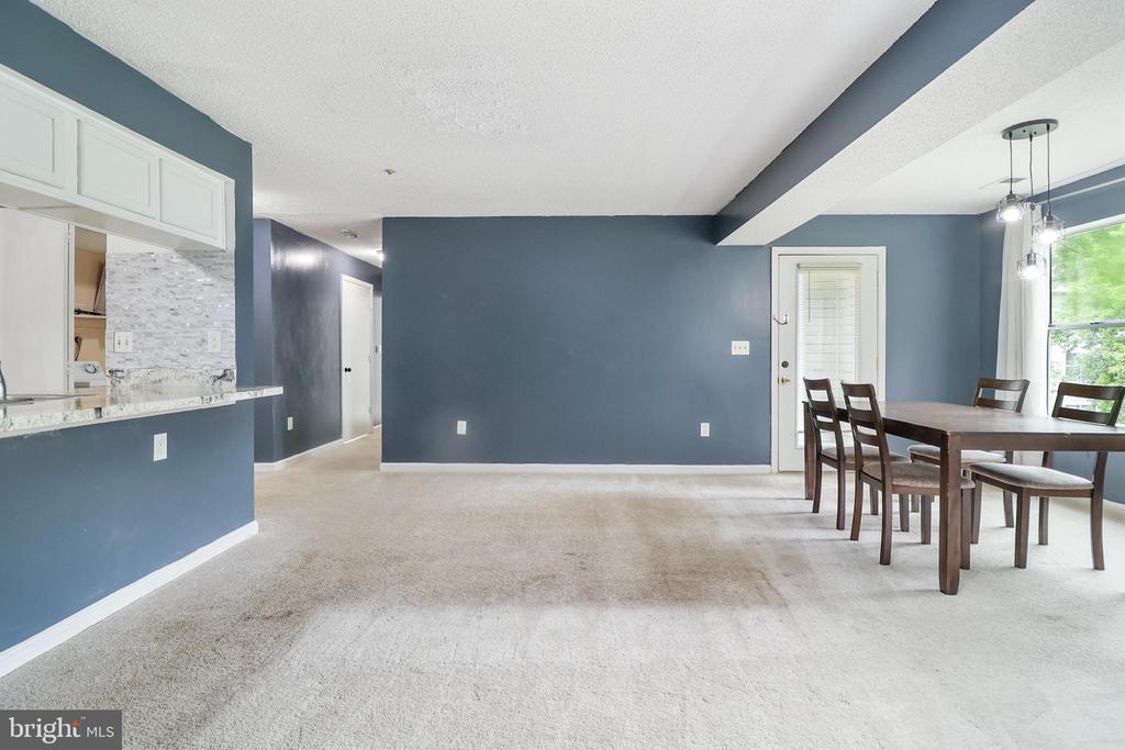 14101 FALL ACRE COURT Unit: 3-22