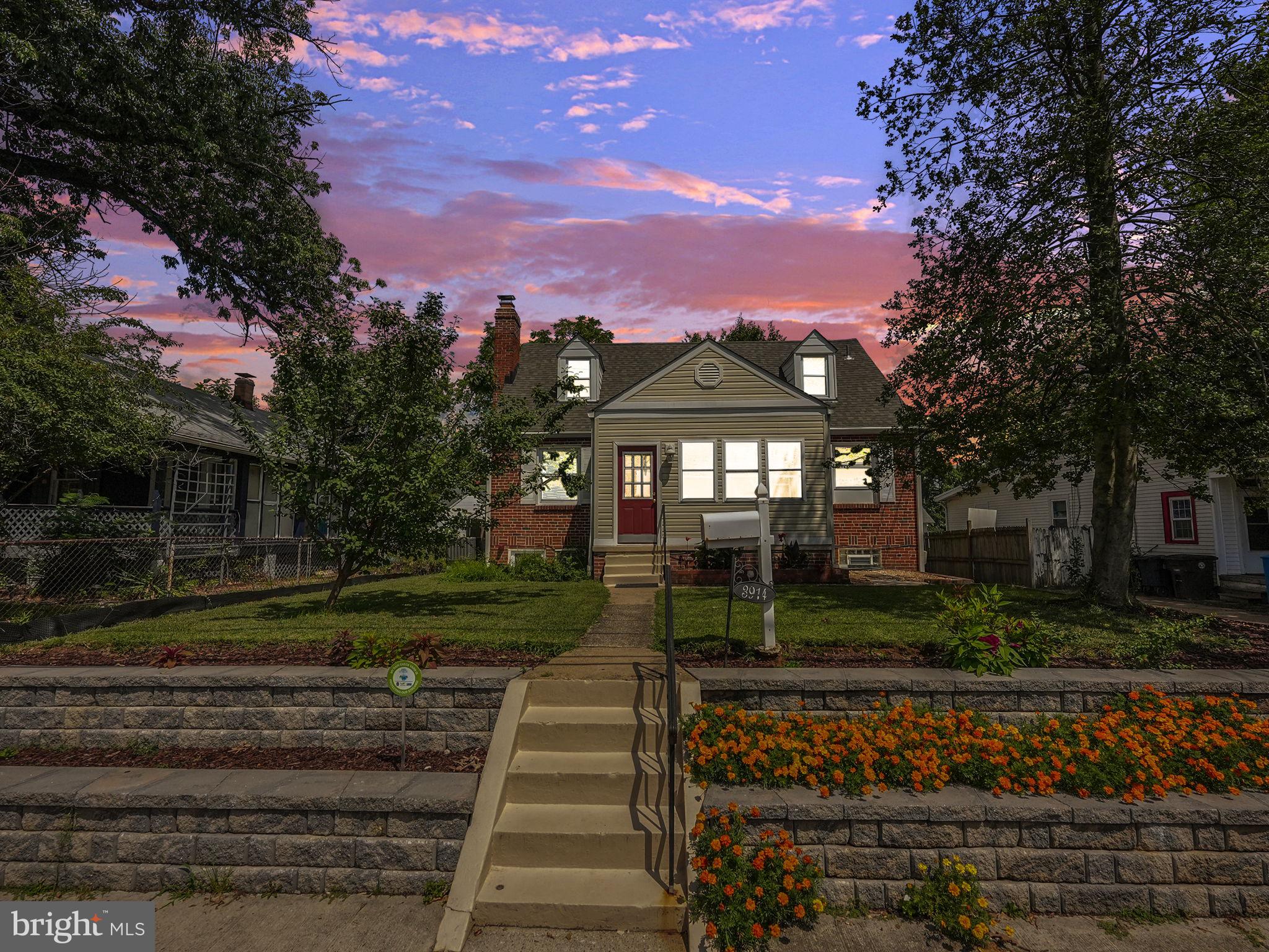 3914 NICHOLSON STREET