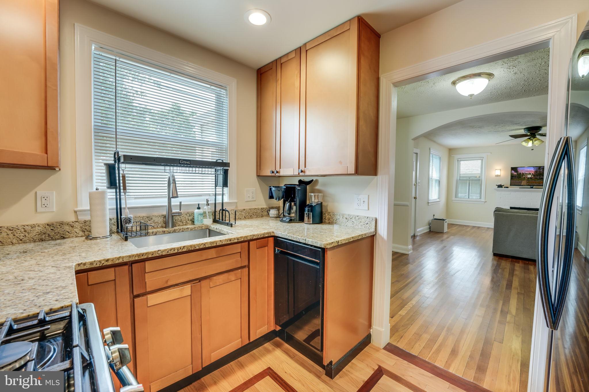 3914 NICHOLSON STREET