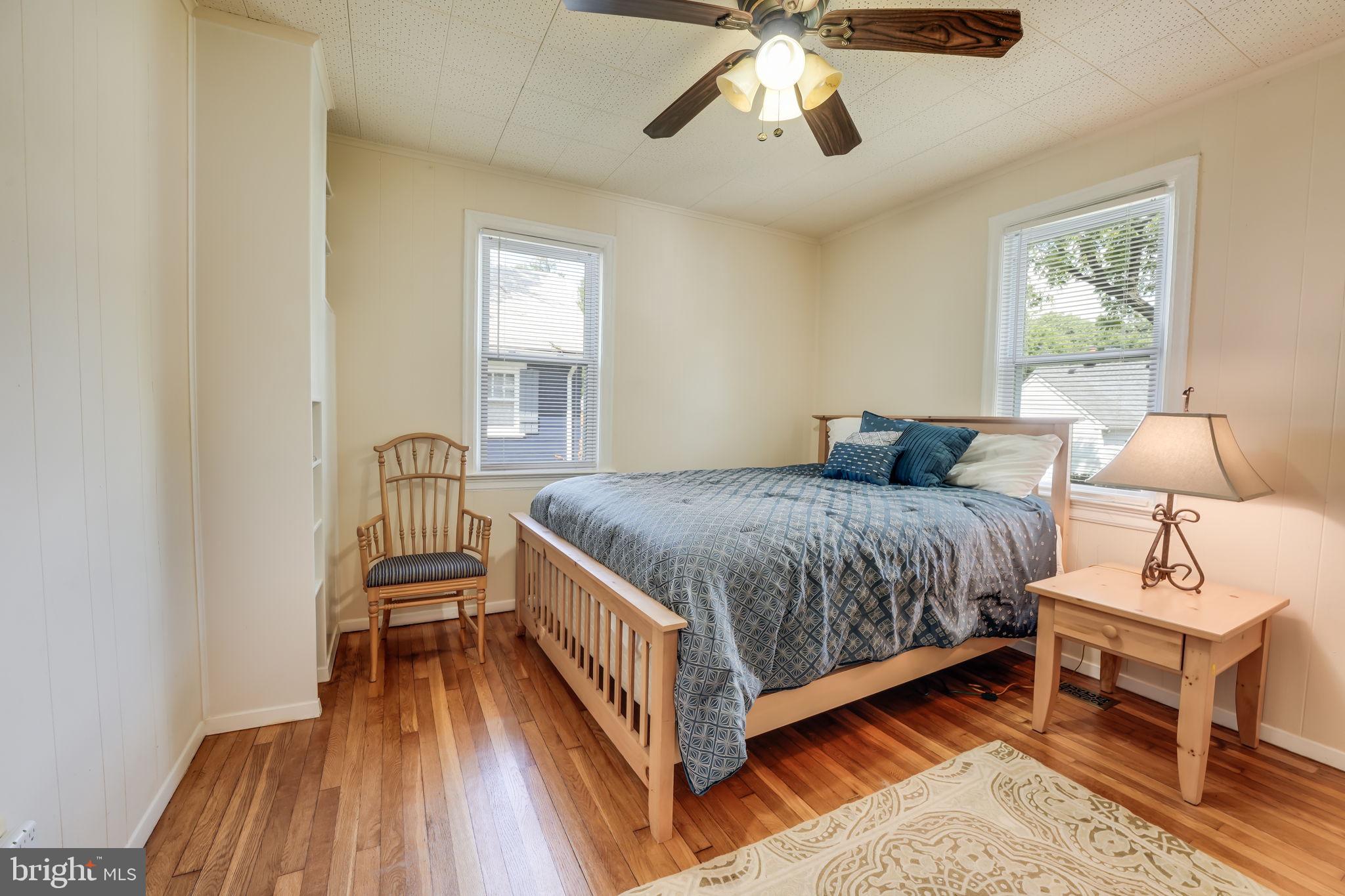 3914 NICHOLSON STREET